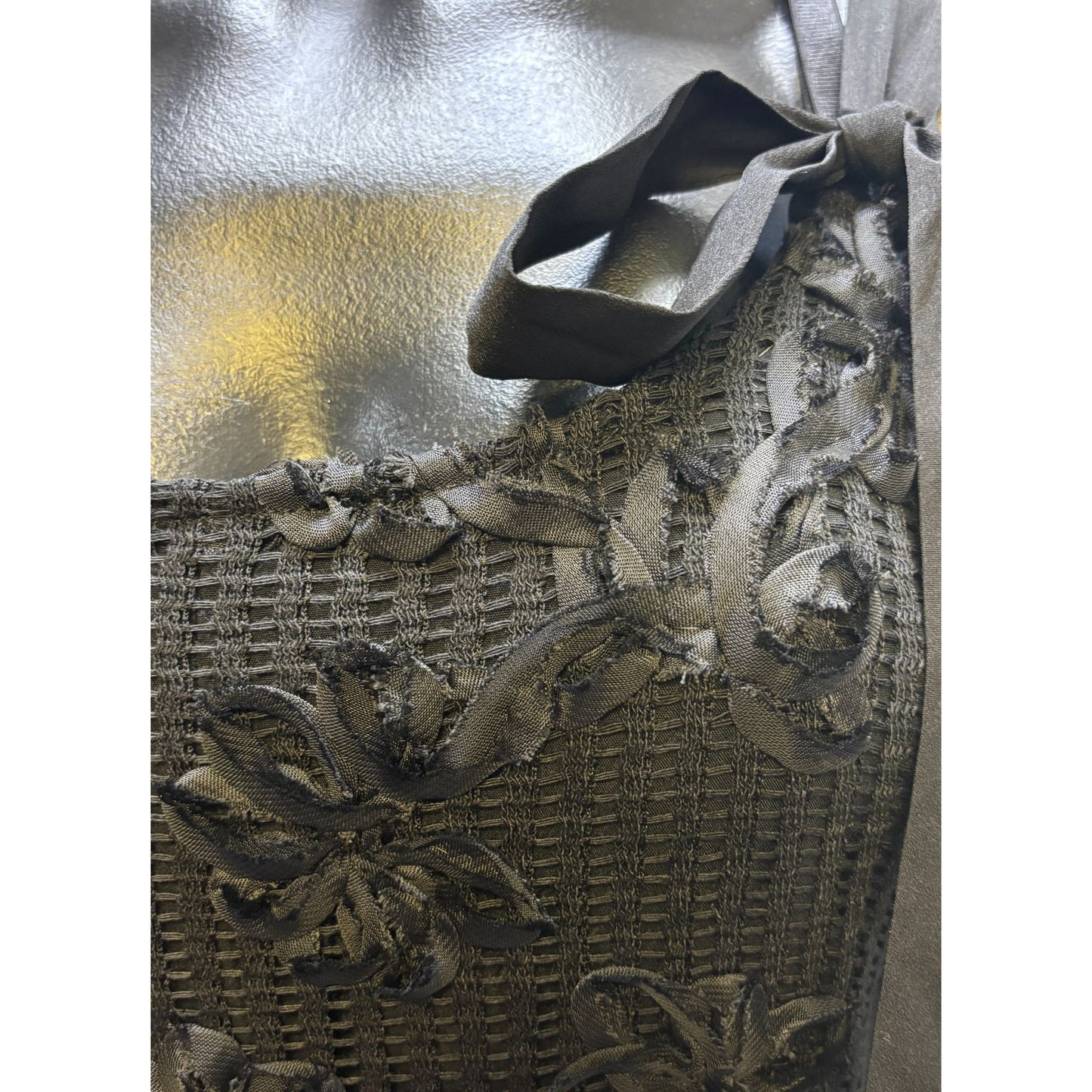 En Saison Ribbon Accent Black Gown L