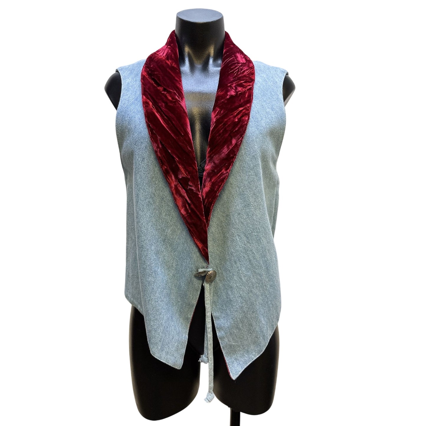 Double D RanchWear Light Blue Denim Vest W/Burgundy Velvet Collar Size Medium