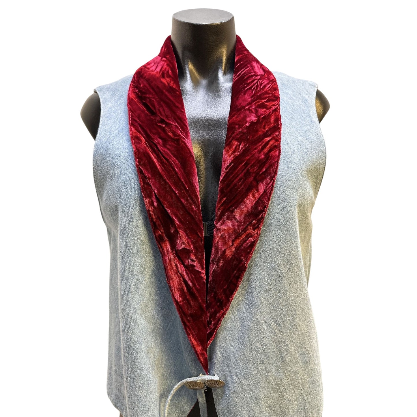 Double D RanchWear Light Blue Denim Vest W/Burgundy Velvet Collar Size Medium