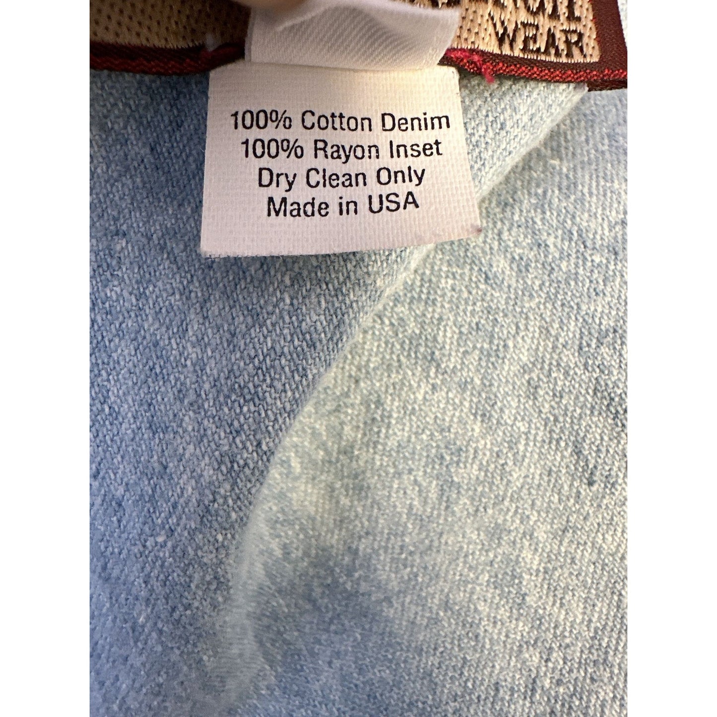 Double D RanchWear Light Blue Denim Vest W/Burgundy Velvet Collar Size Medium