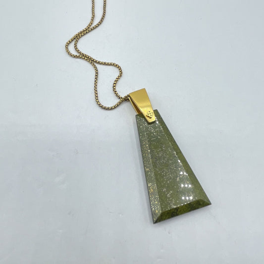 Kendra Scott Gold-Tone Chain Necklace Green Stone Pendant