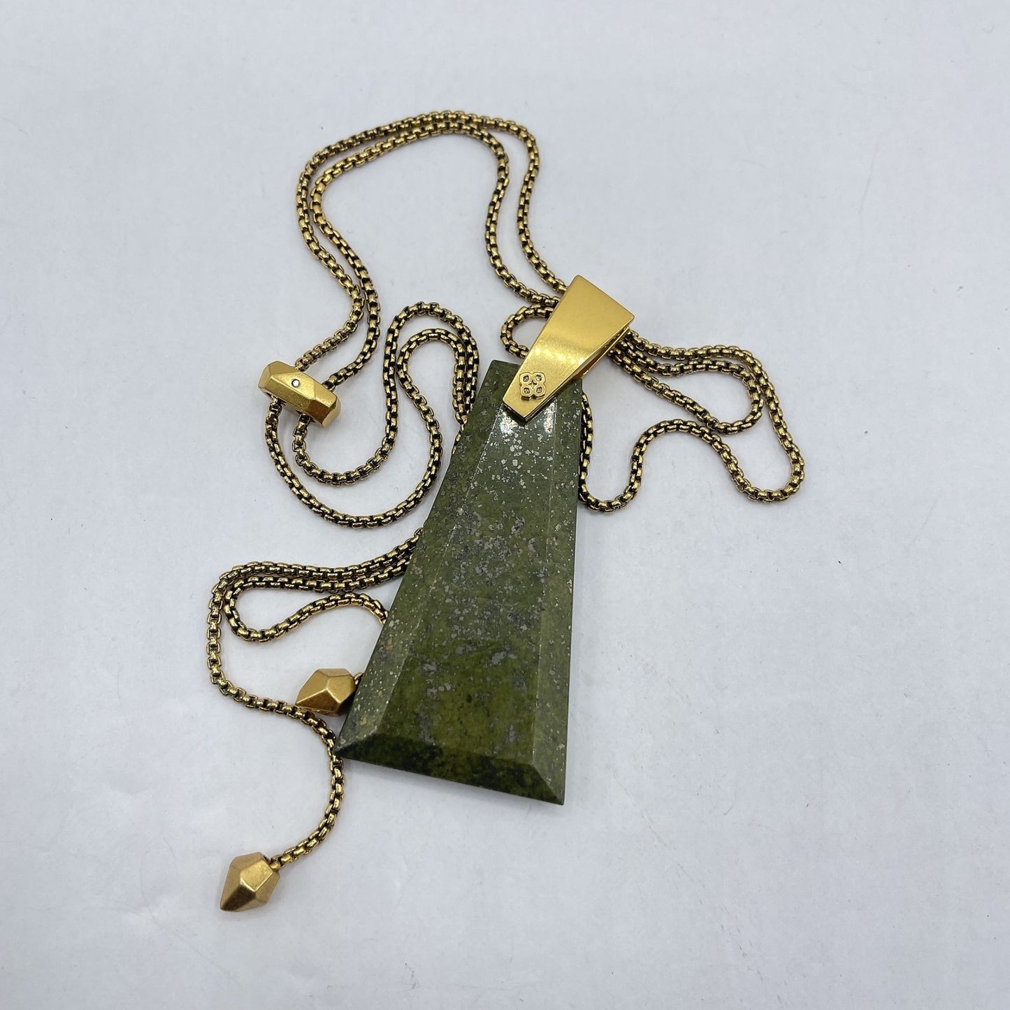 Kendra Scott Gold-Tone Chain Necklace Green Stone Pendant