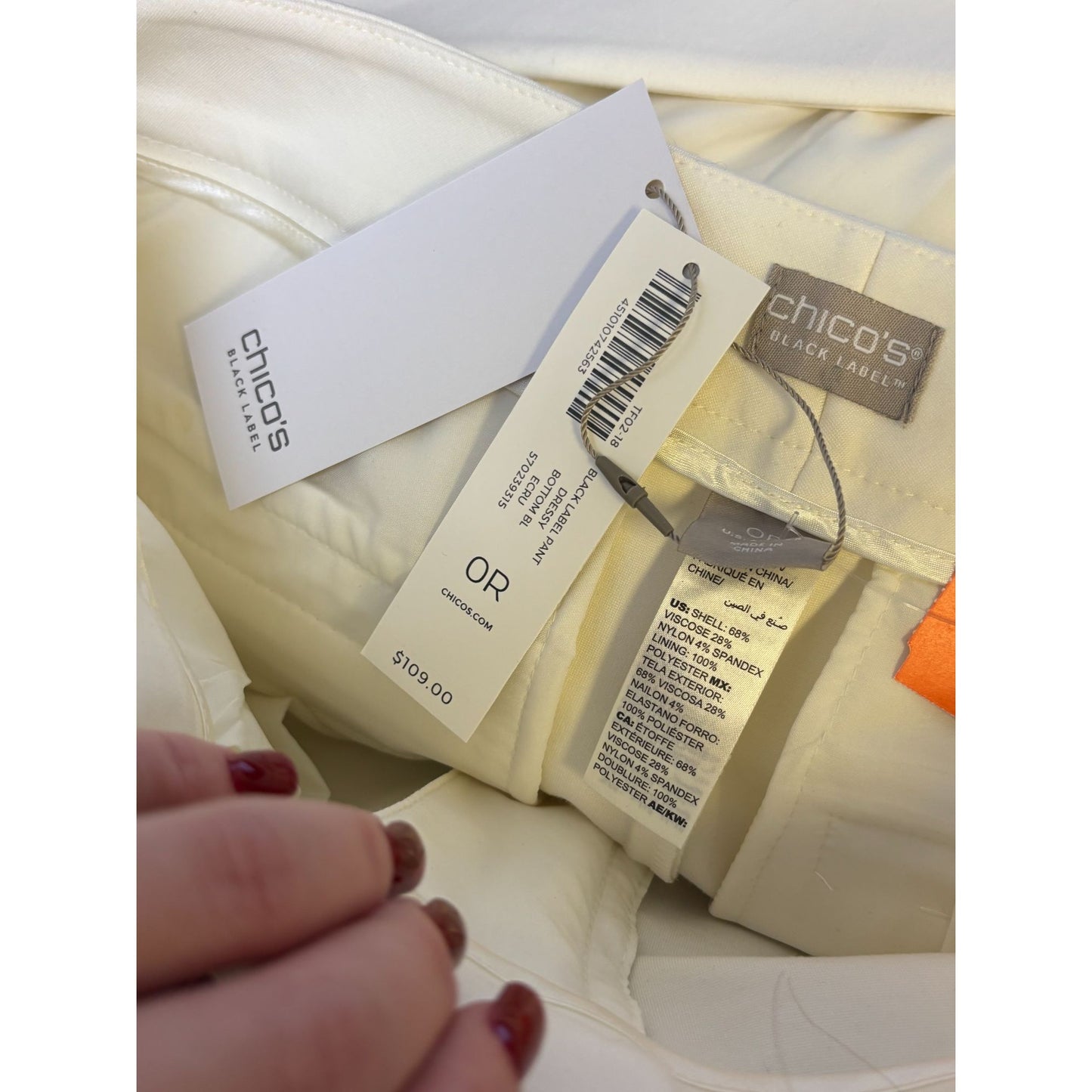 NWT Chicos Ecru Two-Piece Suit Blazer & Trousers  Size 0