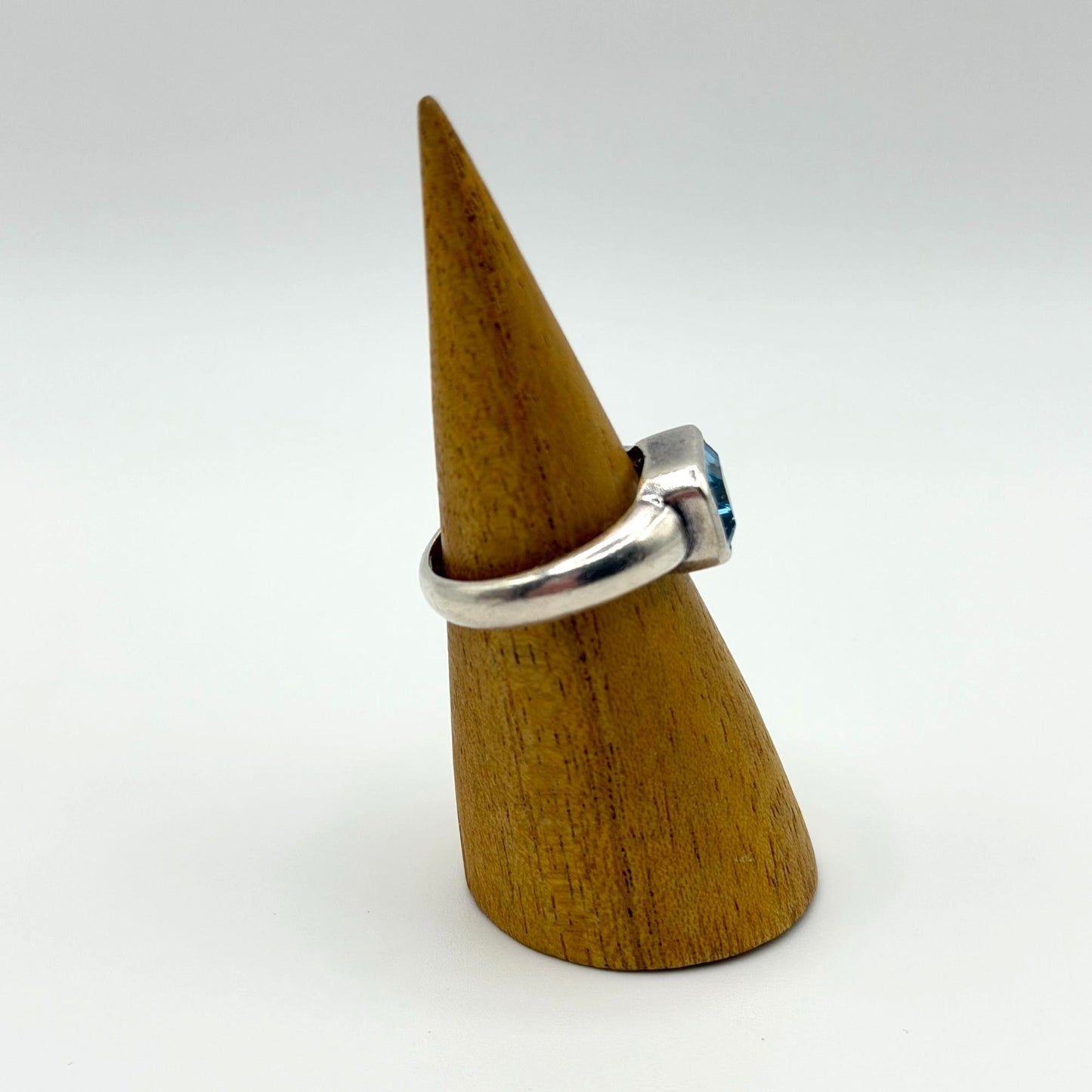 Sterling Silver 925 Blue Topaz Ring Rectangular Cut Gemstone