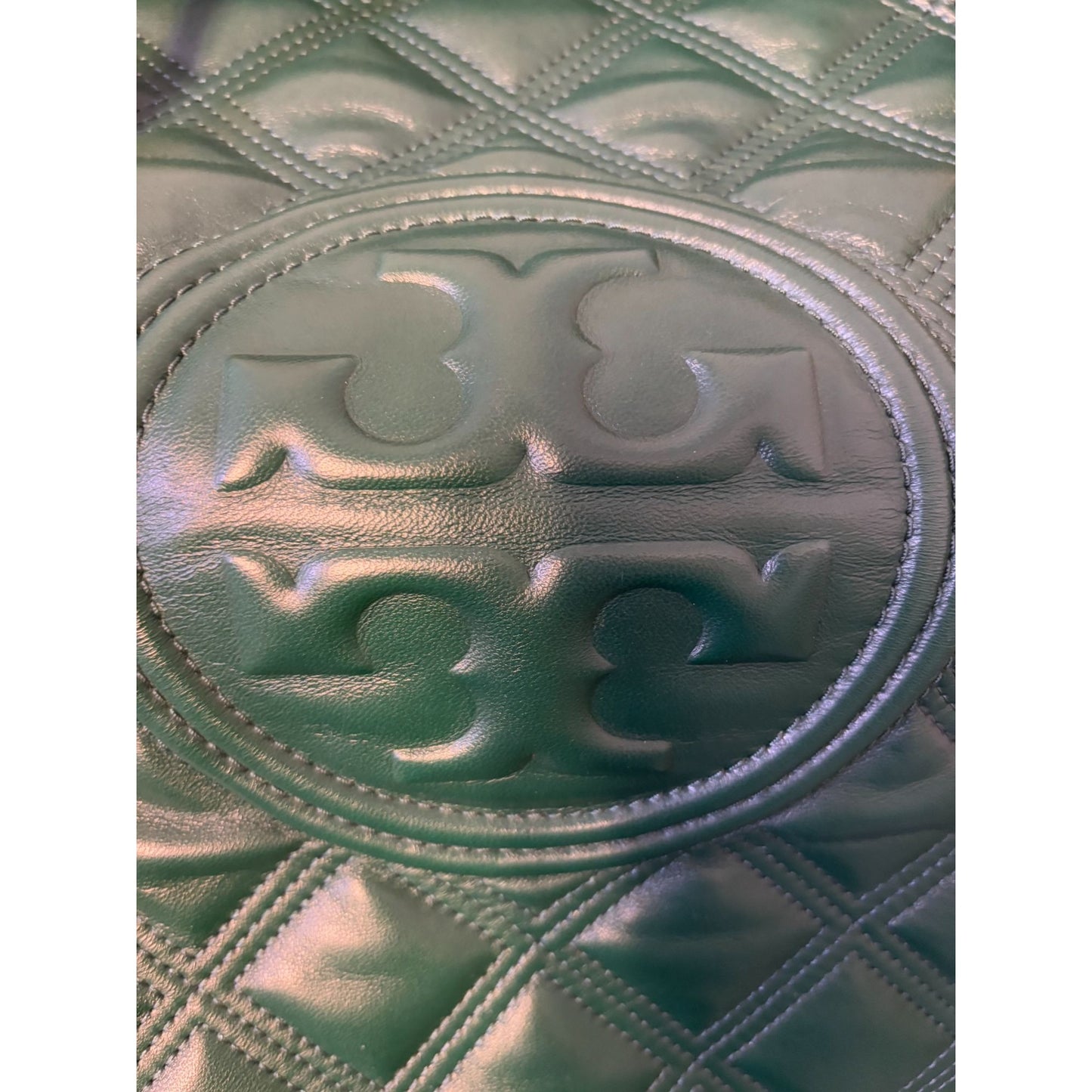 Tory Burch Green Quilted Leather Shoulder Bag Gold Chain Strap Logo Detail