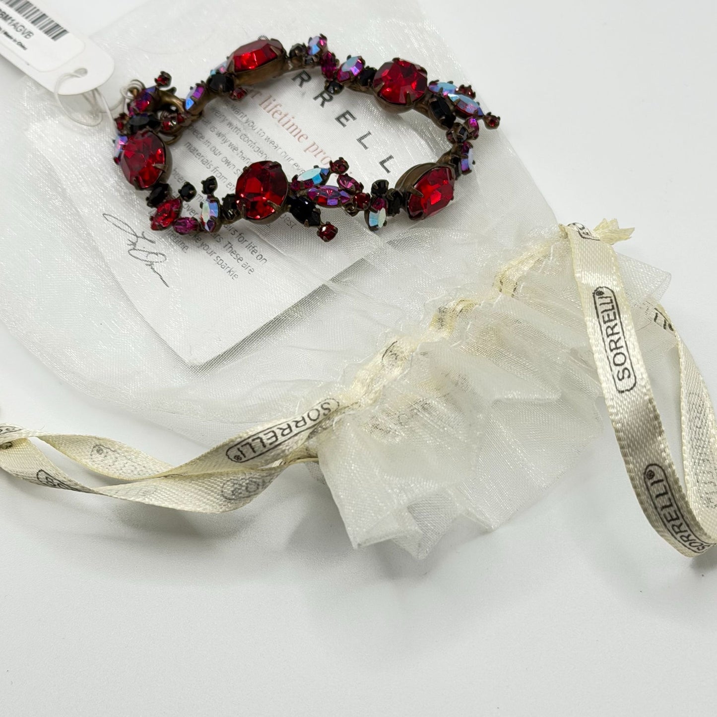 Sorrelli Classic Clover Bracelet With Red Swarovski Crystals & Antique Gold-Tone