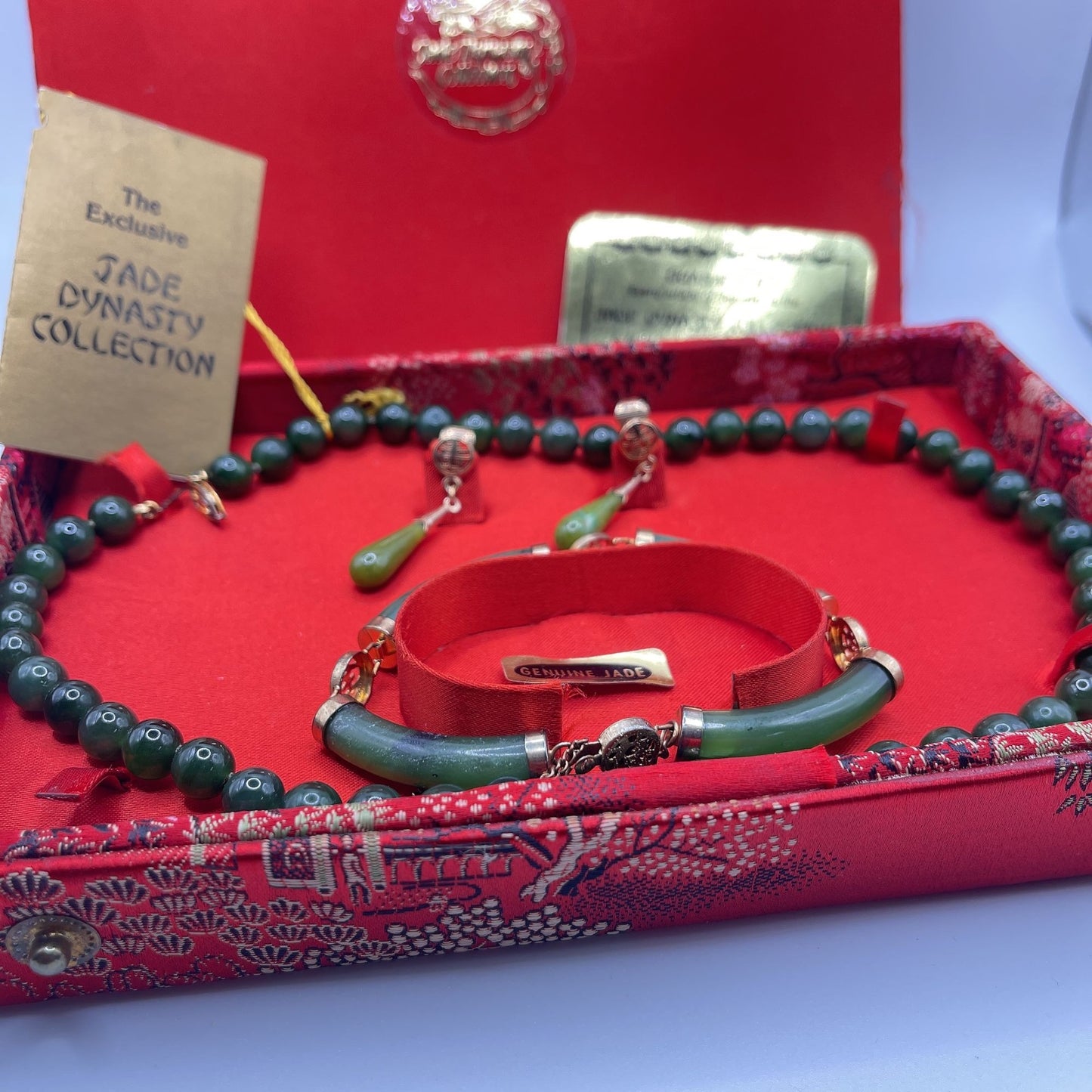 Exclusive Jade Dynasty Collection Necklace Bracelet & Earrings Set Genuine Green Jade Red Decorative Box