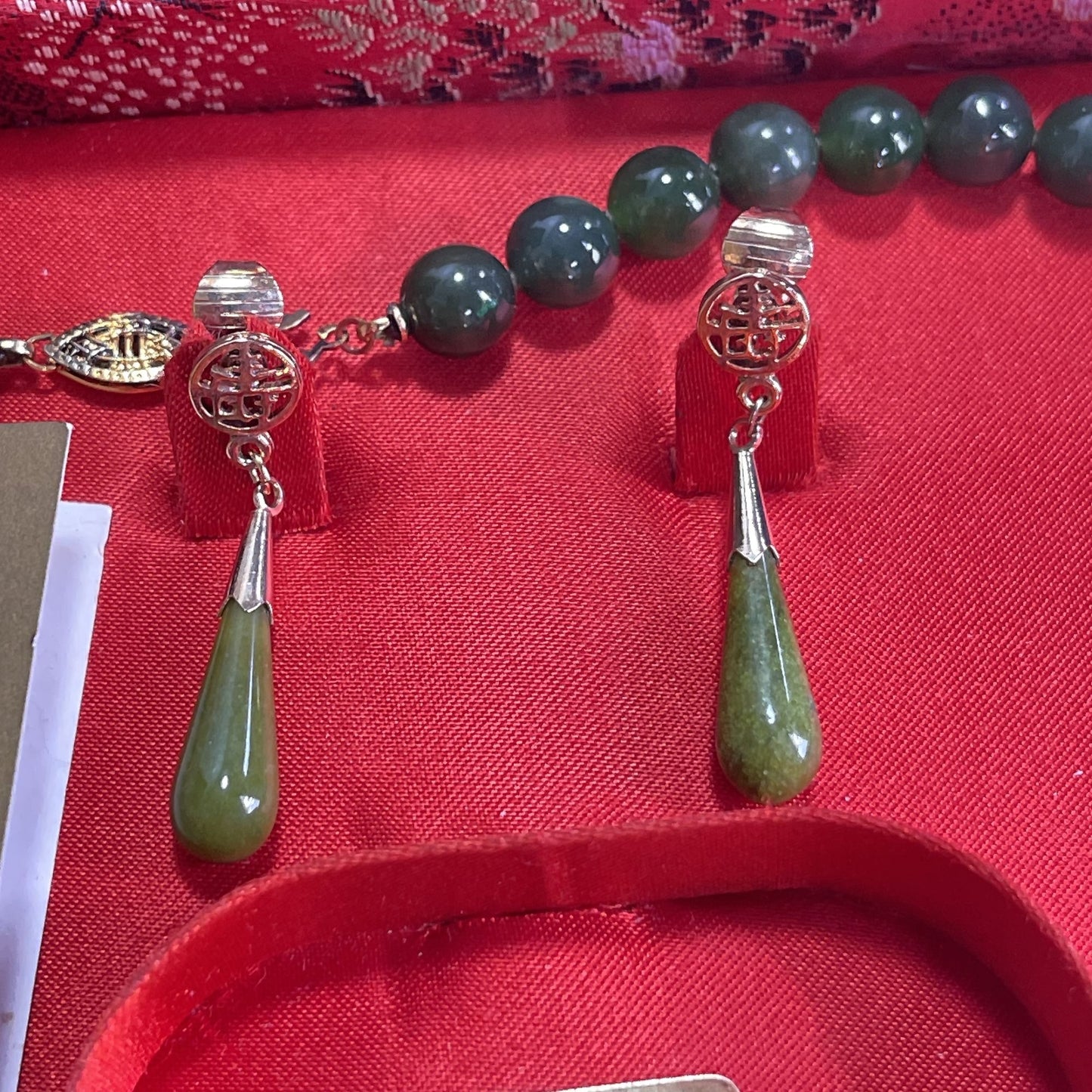Exclusive Jade Dynasty Collection Necklace Bracelet & Earrings Set Genuine Green Jade Red Decorative Box