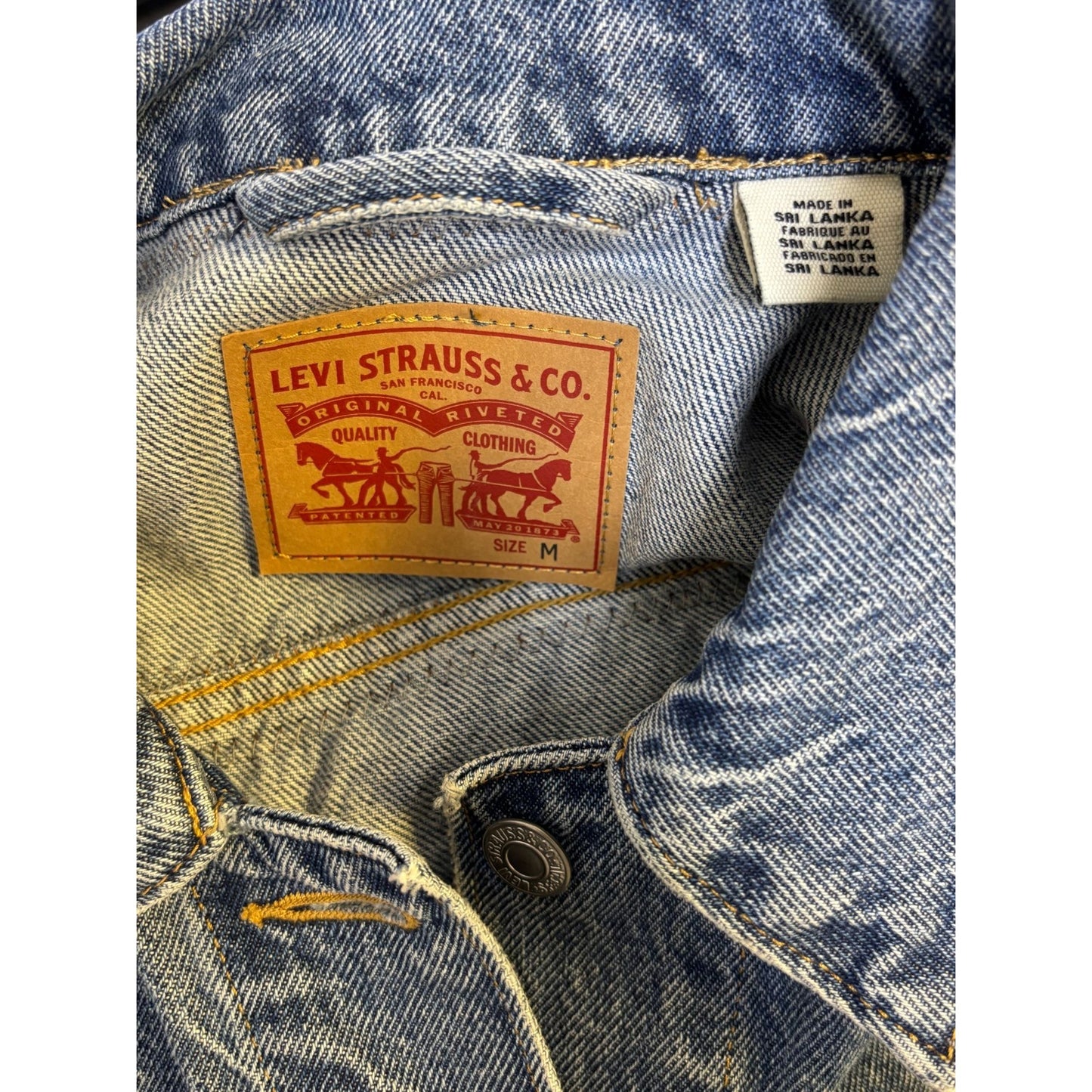 Levis Denim Jacket With Beaded Eye Design On Back & Brown Accents M