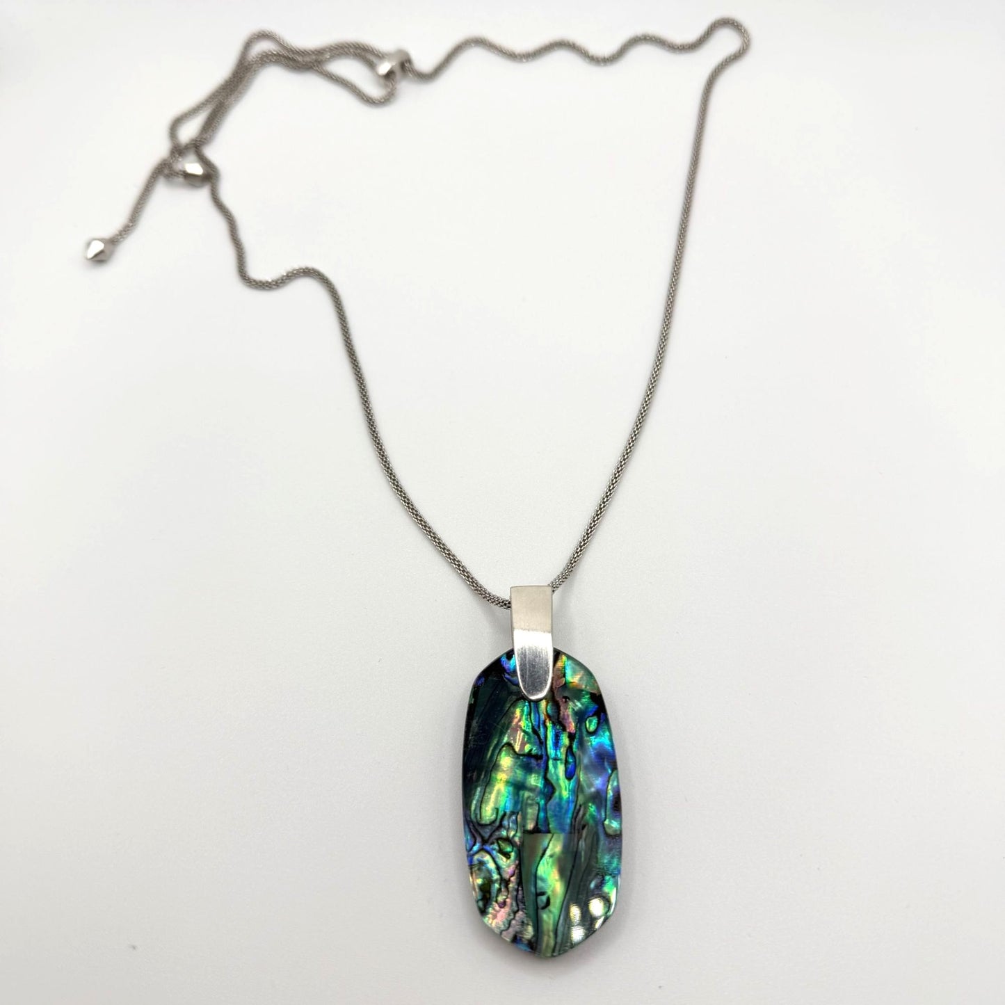 Kendra Scott Abalone Shell Pendant Necklace With Adjustable Silver Chain