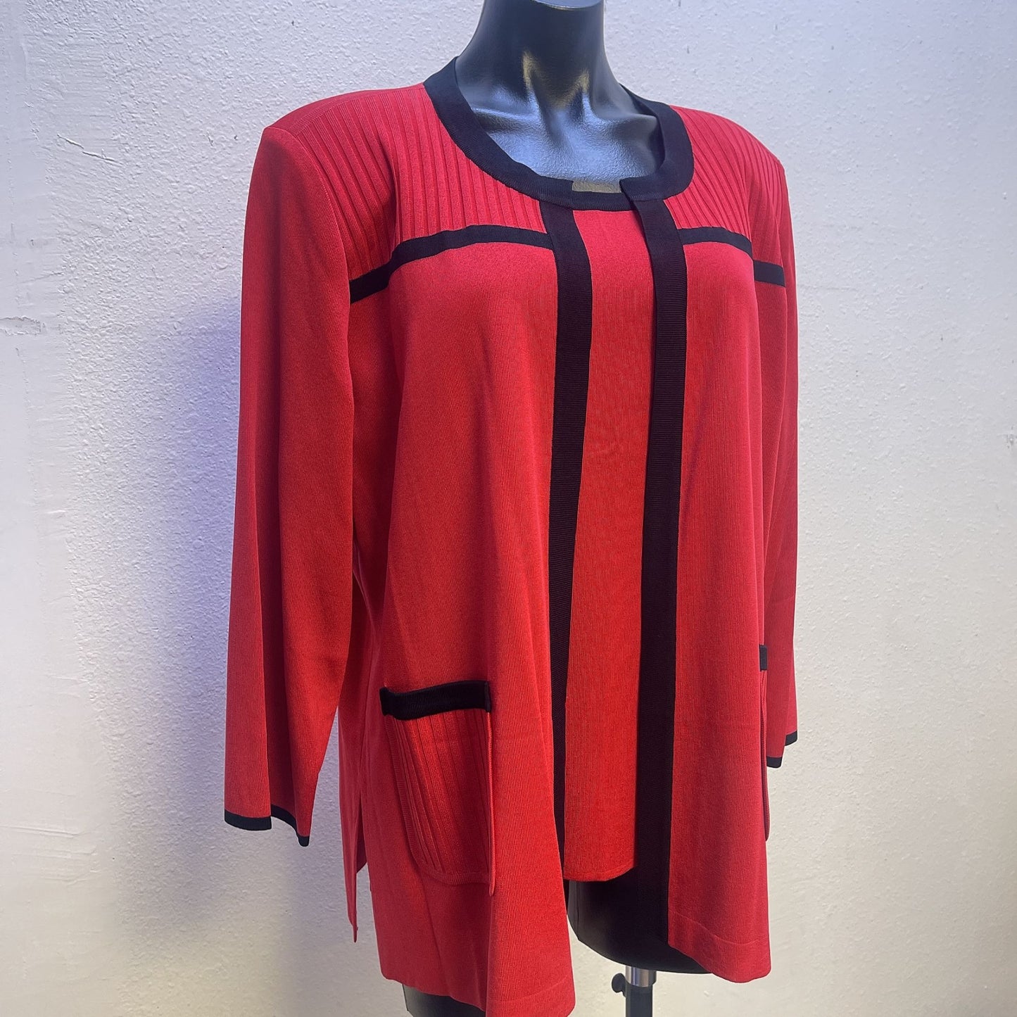 Misook Red & Black Women's 2-Piece Set Long Sleeve Cardigan & Sleeveless Top Size 1X