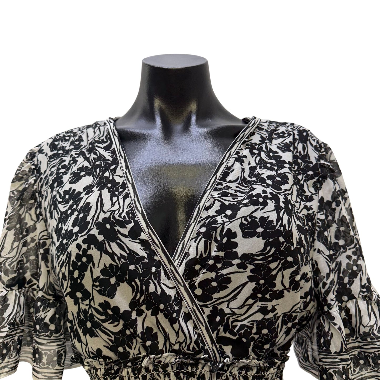 NWT Karl Lagerfeld Black Beaded Neckline Sleeveless Evening Gown Size 12