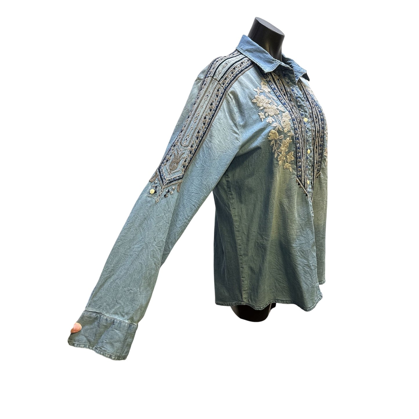 Johnny Was Embroidered Denim Blouse w/Floral Accents Size L