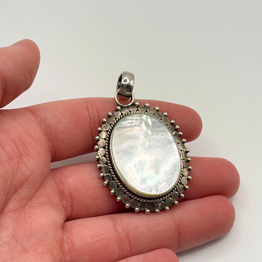 Vintage Sterling Silver & Mother Of Pearl Oval Pendant With Decorative Bezel Design