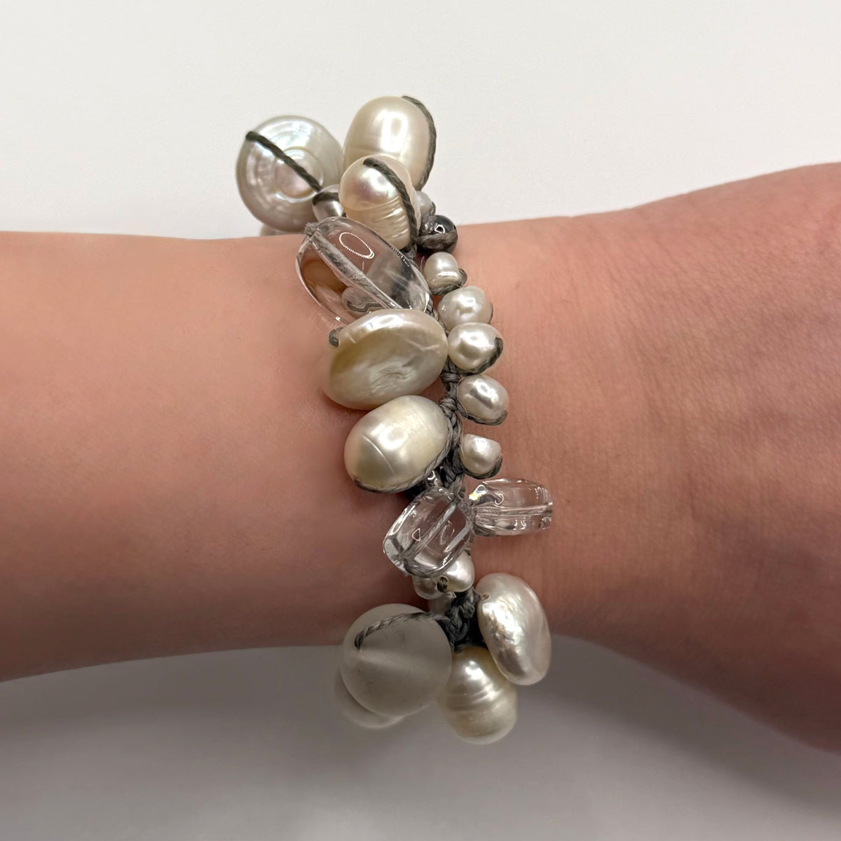 Silpada 925 Sterling Silver Pearl & Quartz Toggle Charm Bracelet