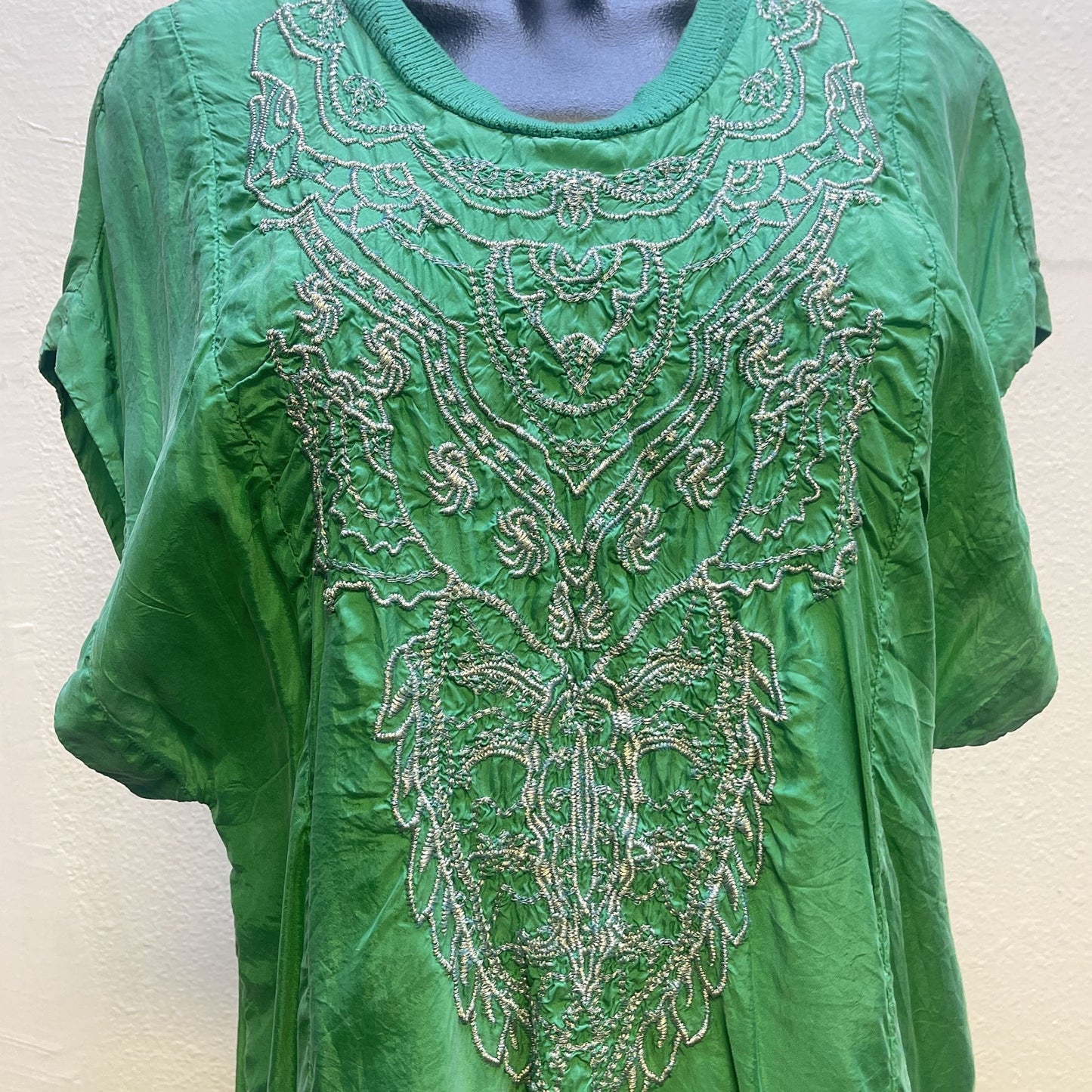 Pete & Greta Johnny Was Green w/Silver Embroidery Tunic Blouse Size Medium