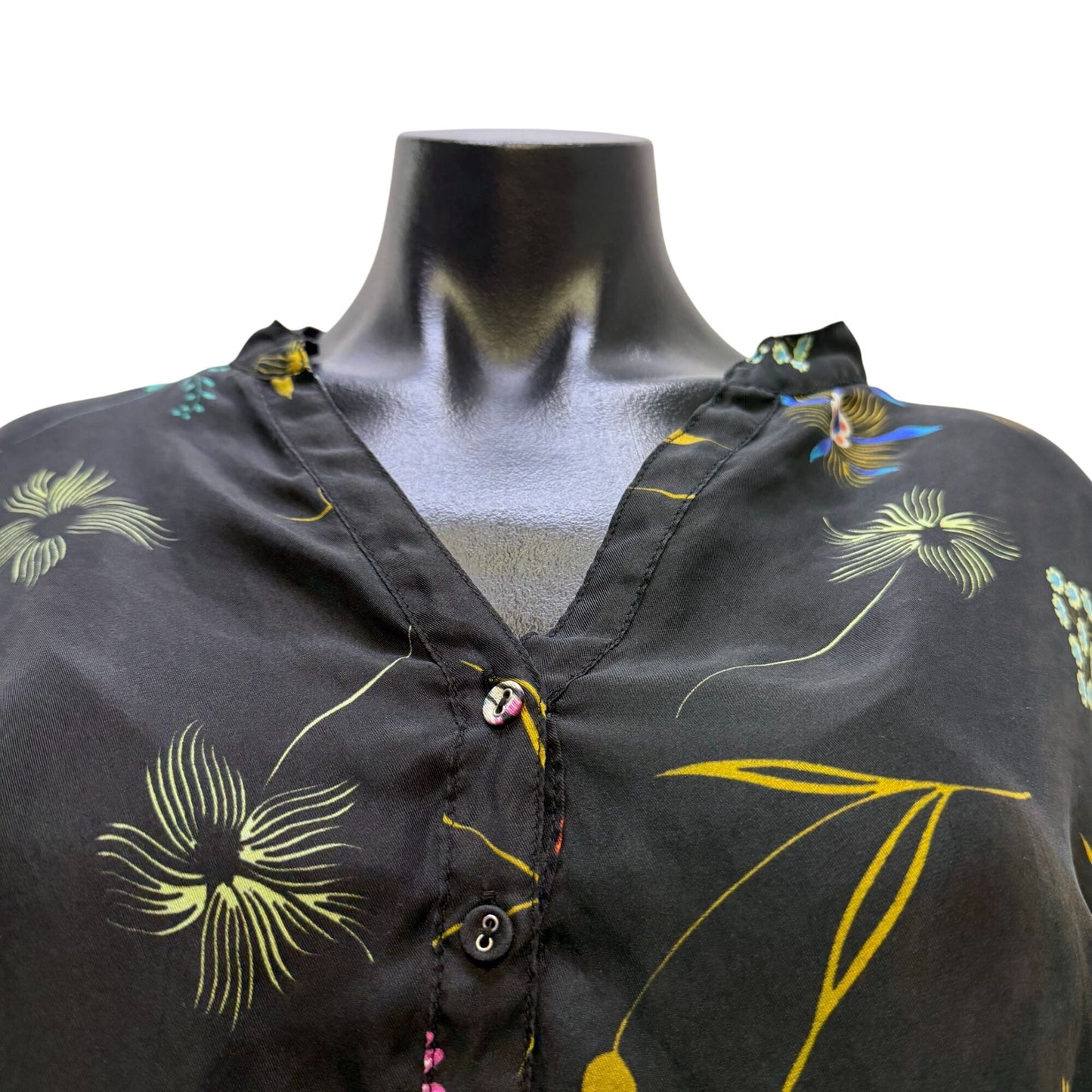 Johnny Was Black Floral Silk Tunic Blouse M