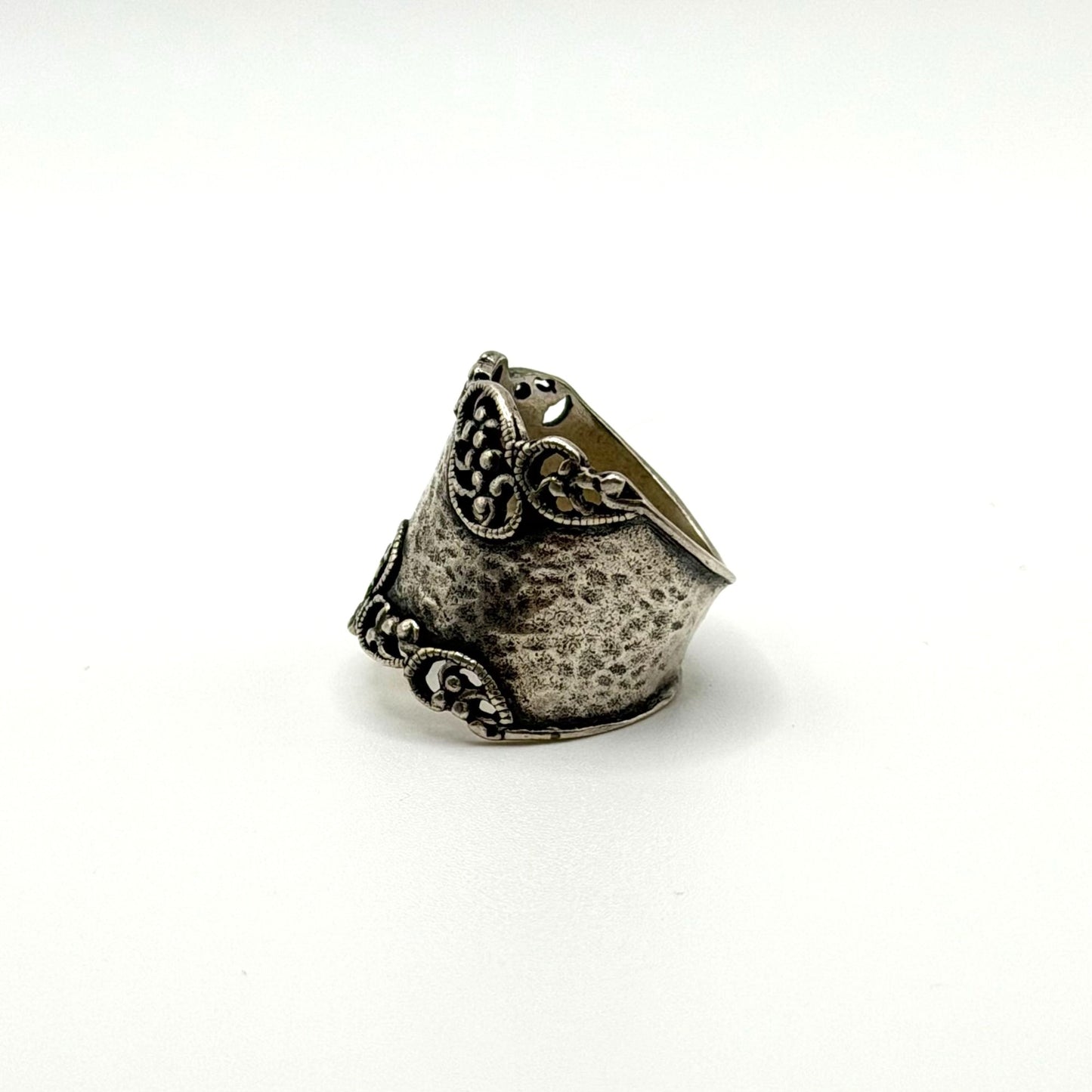 PZ PAZ Israel 925 Sterling Silver Hammered Scrollwork Cigar Band Ring Size 8.5