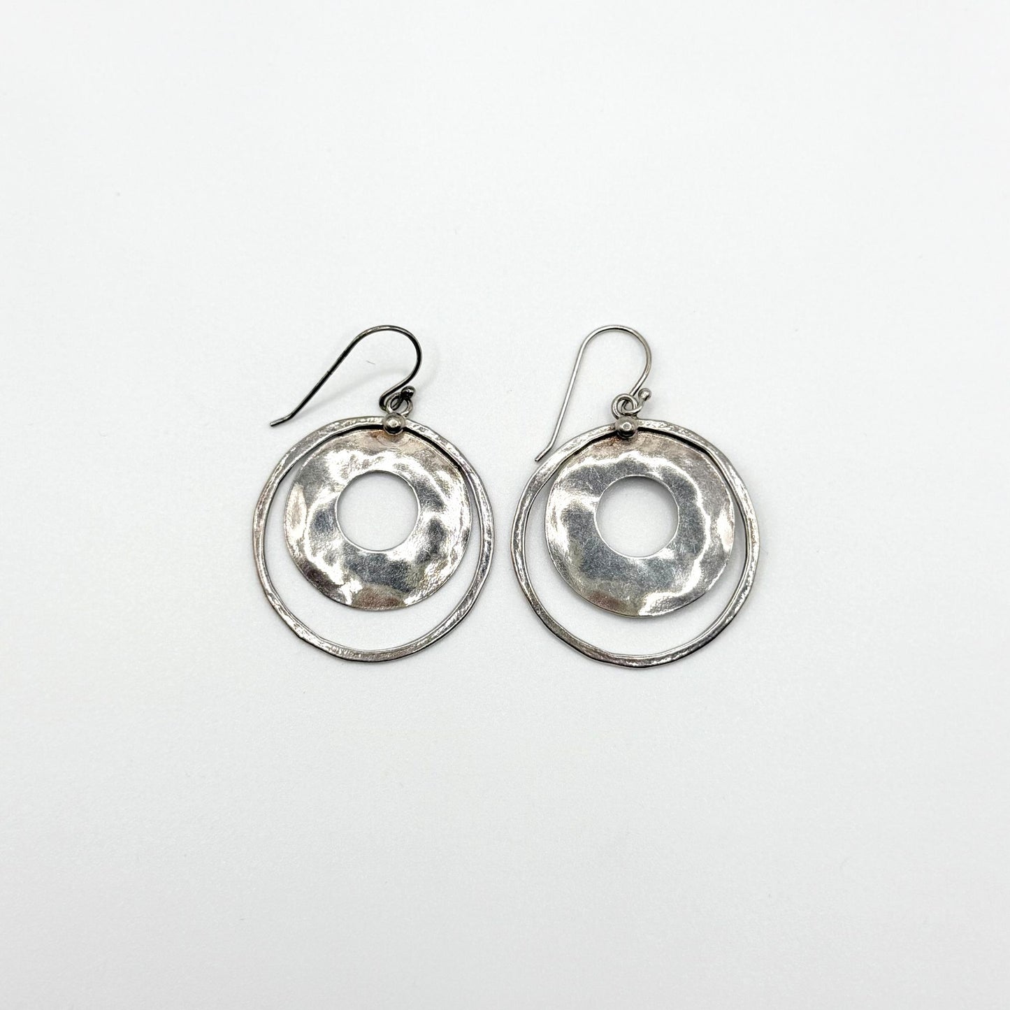 Silpada 925 Sterling Silver Hammered Circle Modernist Dangle Earrings