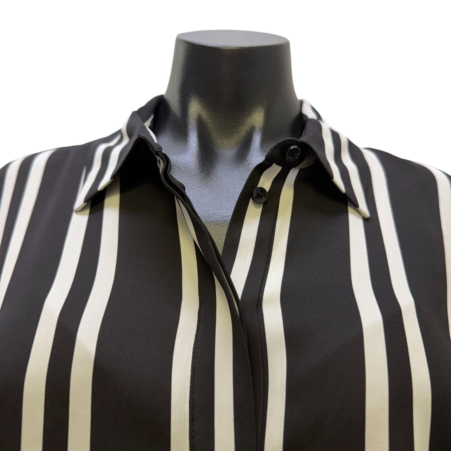 NWT Alice + Olivia Striped Long Sleeve Button-Up Blouse Black & White M