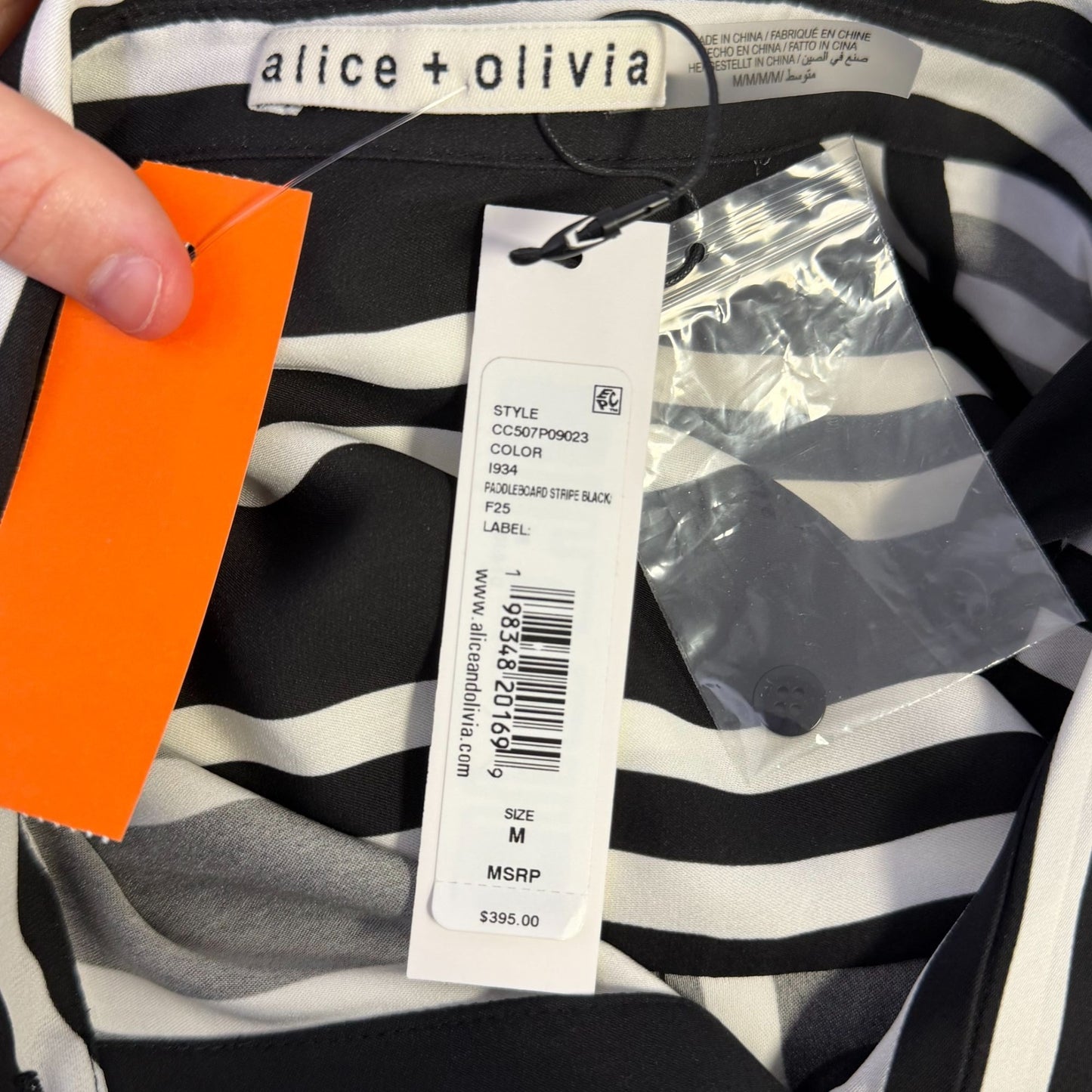 NWT Alice + Olivia Striped Long Sleeve Button-Up Blouse Black & White M