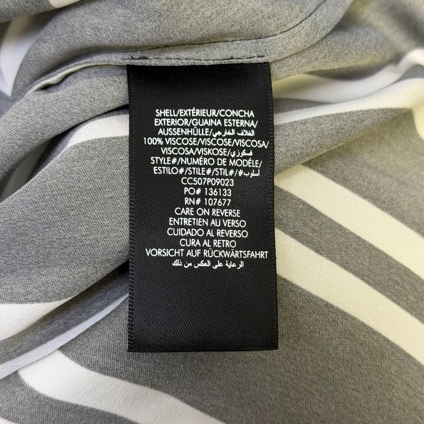 NWT Alice + Olivia Striped Long Sleeve Button-Up Blouse Black & White M