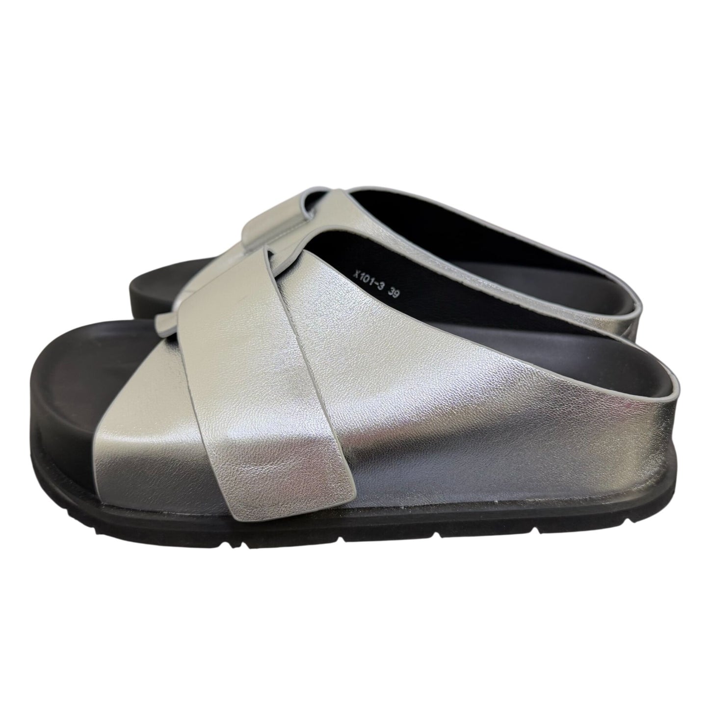 Lonza Metallic Silver Sandals Size 8.5 EU 39