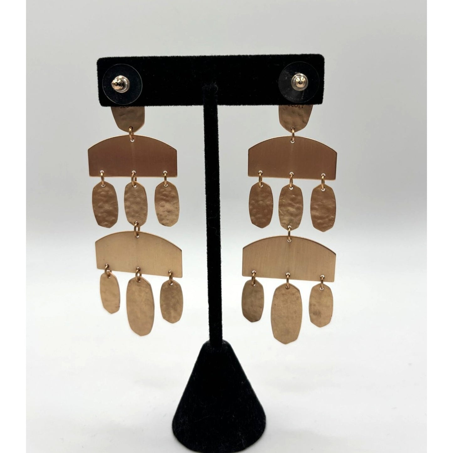 Kendra Scott Emmet Textured Gold Chandelier Drop Earrings