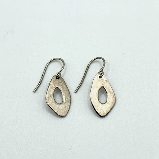 Silpada Hammered Matte Modernist Disk Dangle Sterling Silver Earrings