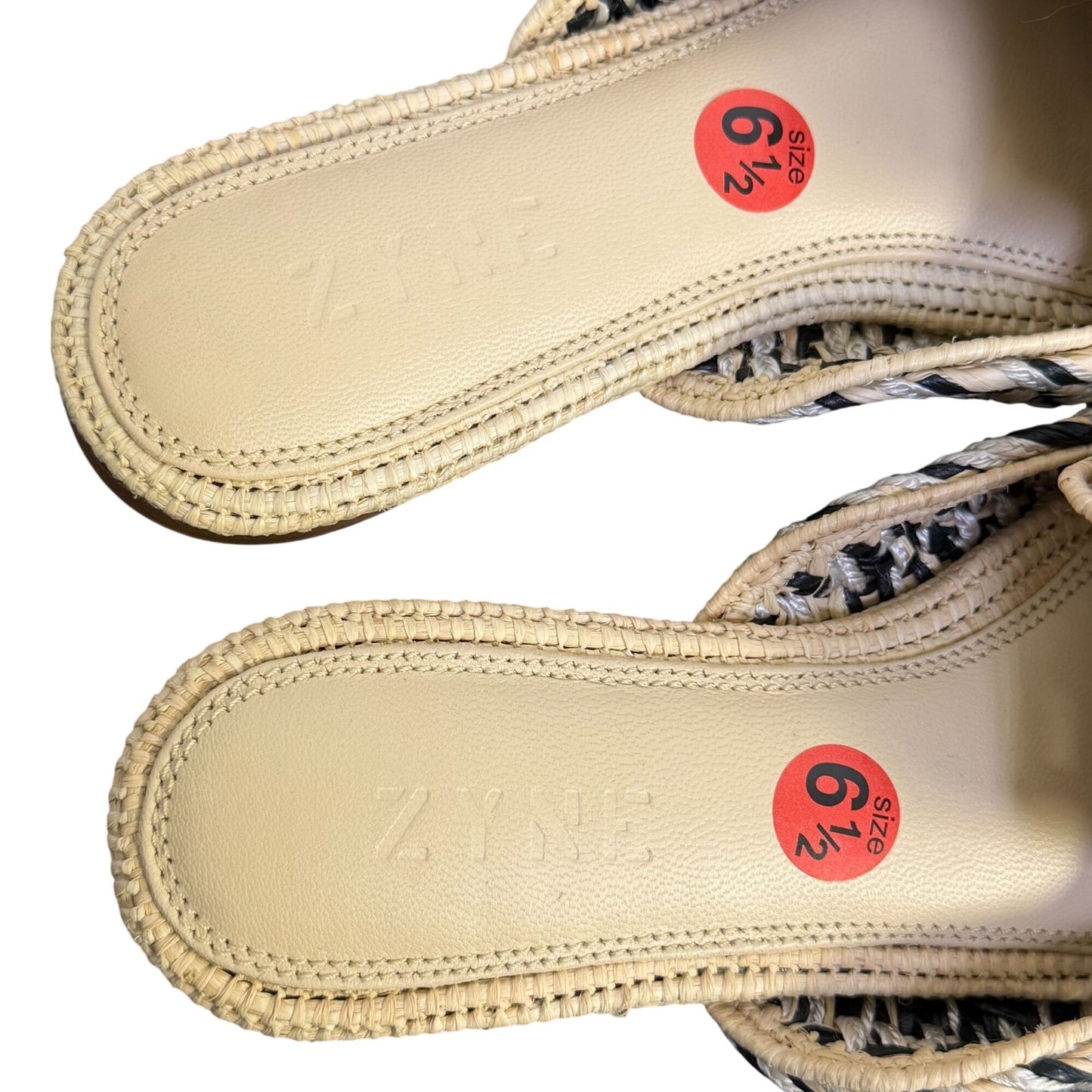 Zyne Cream & Black Woven Raffia Pointed Toe Sliders Size 6.5