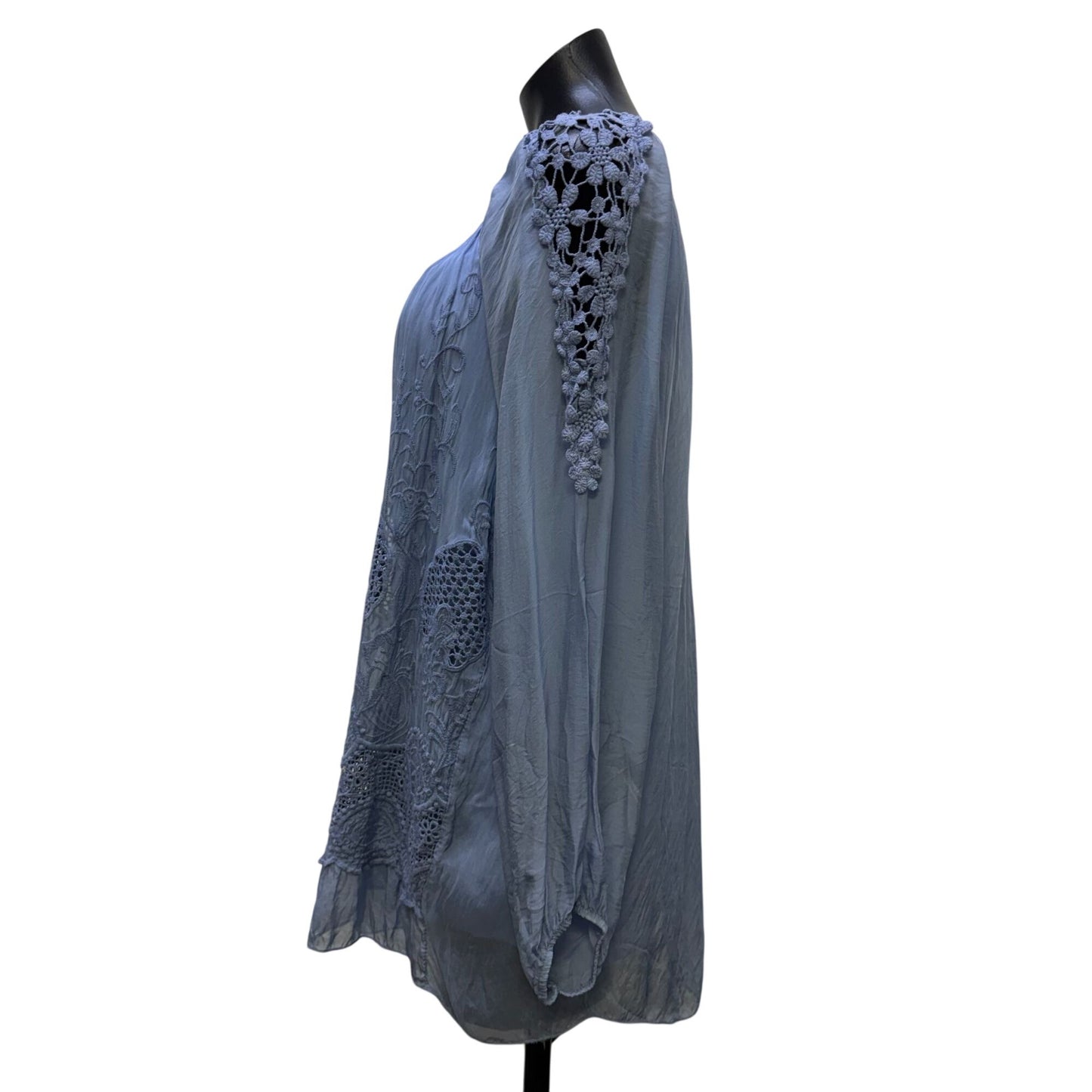 Tempo Paris Blue Embroidered Lace Long Sleeve Blouse Size M