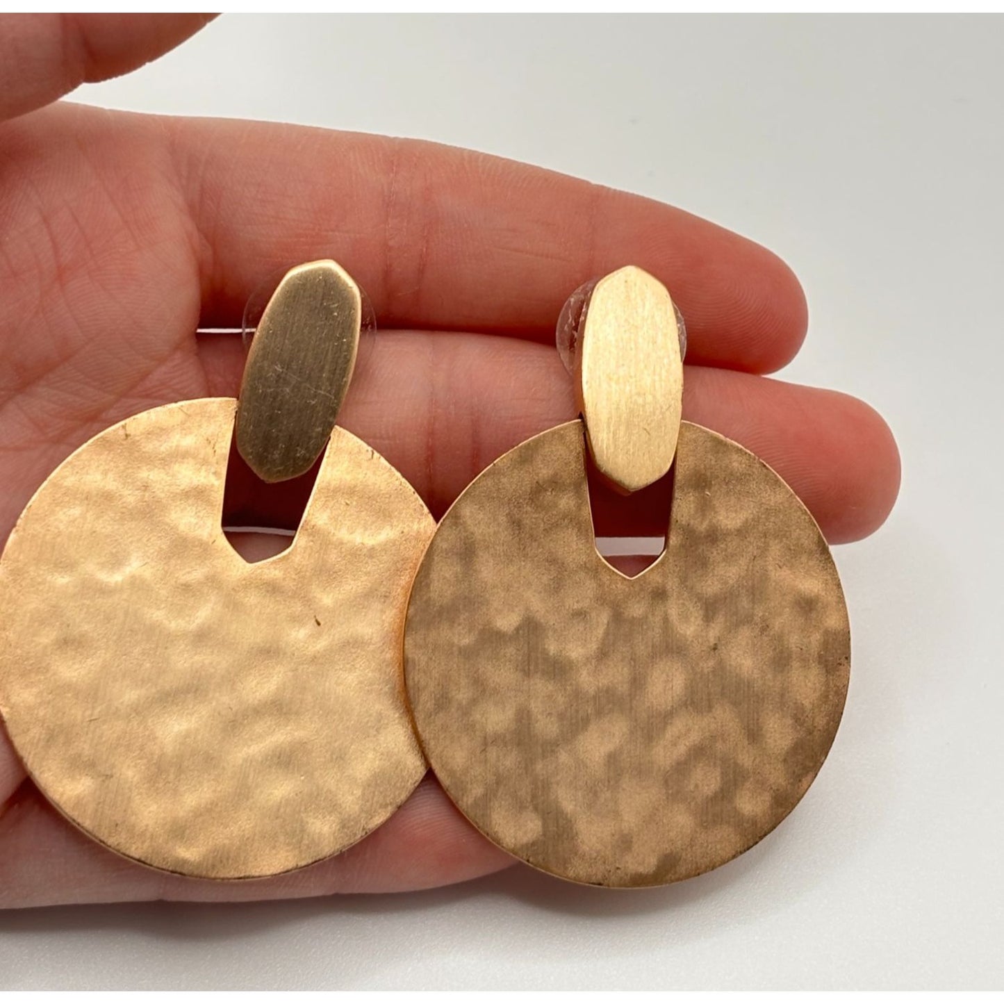 Kendra Scott Rose Gold-Toned Hammered Disc Drop Earrings