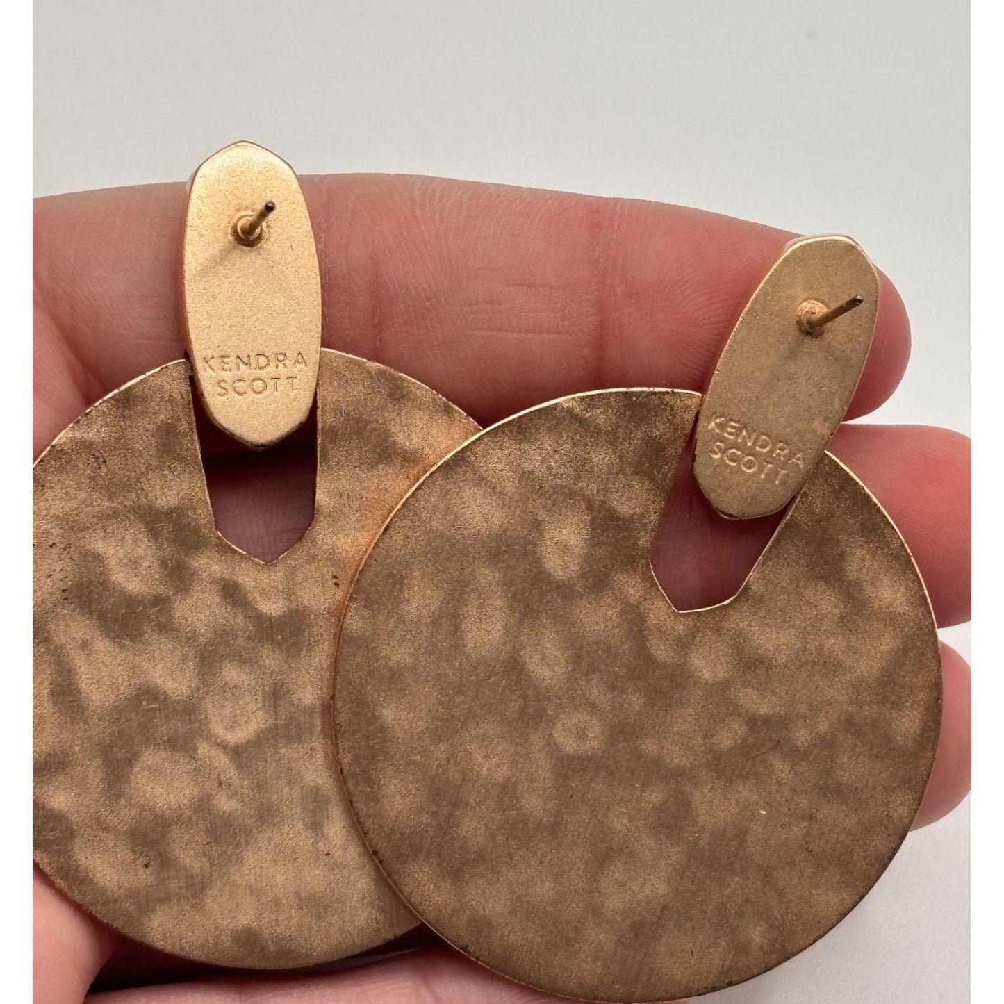 Kendra Scott Rose Gold-Toned Hammered Disc Drop Earrings