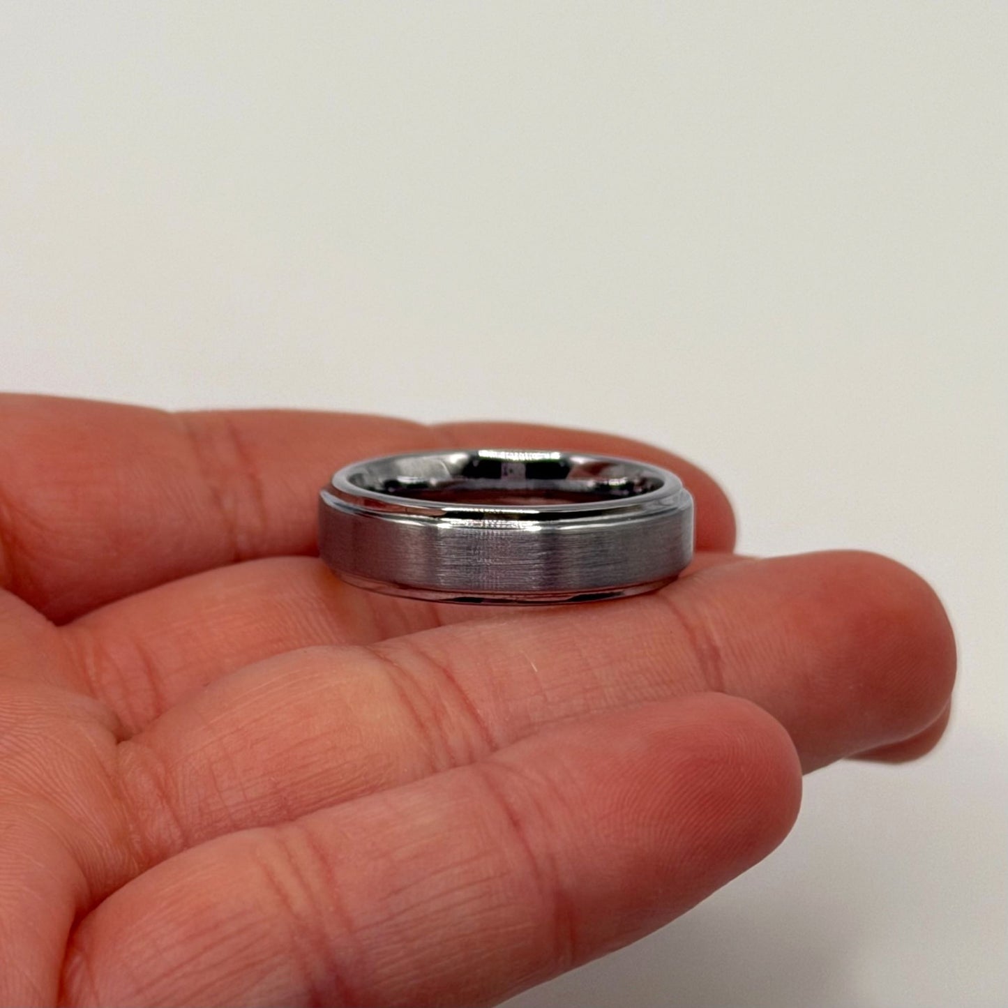 Tungsten Carbide Band Silver Tone Ring Size 9