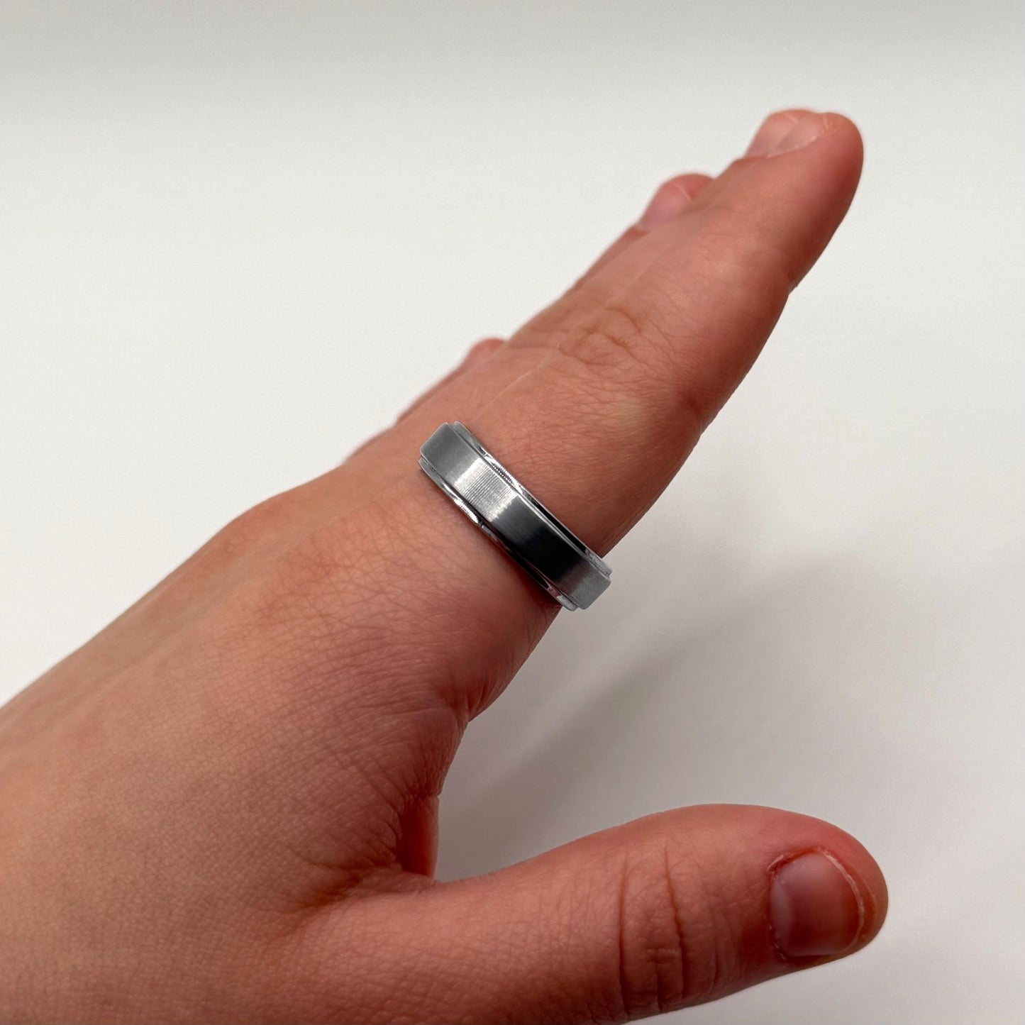 Tungsten Carbide Band Silver Tone Ring Size 9