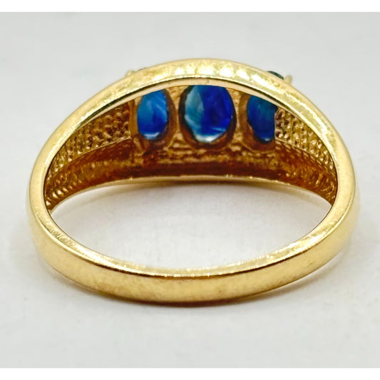14K Gold Sapphire Ring Size 7.25 With Triple Stone Setting