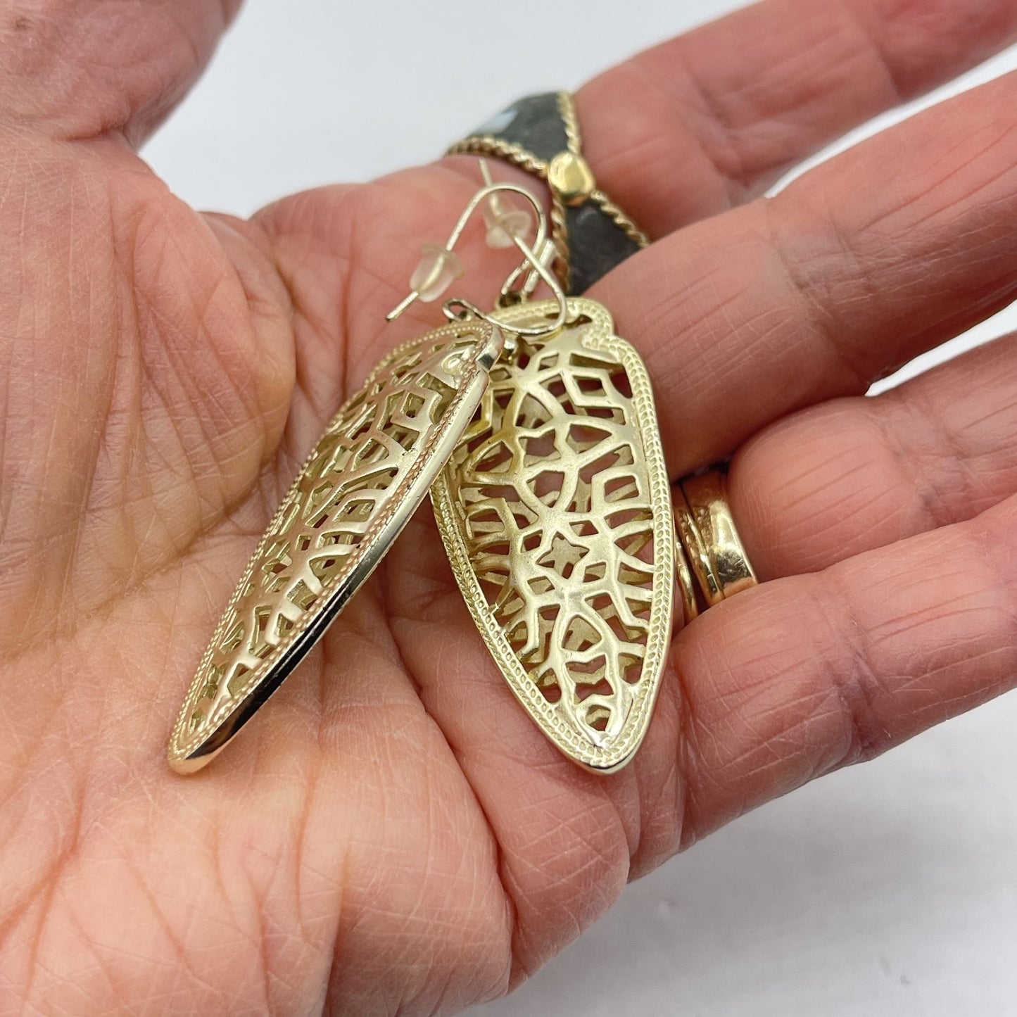 Kendra Scott Gold Tone Filigree Drop Earrings