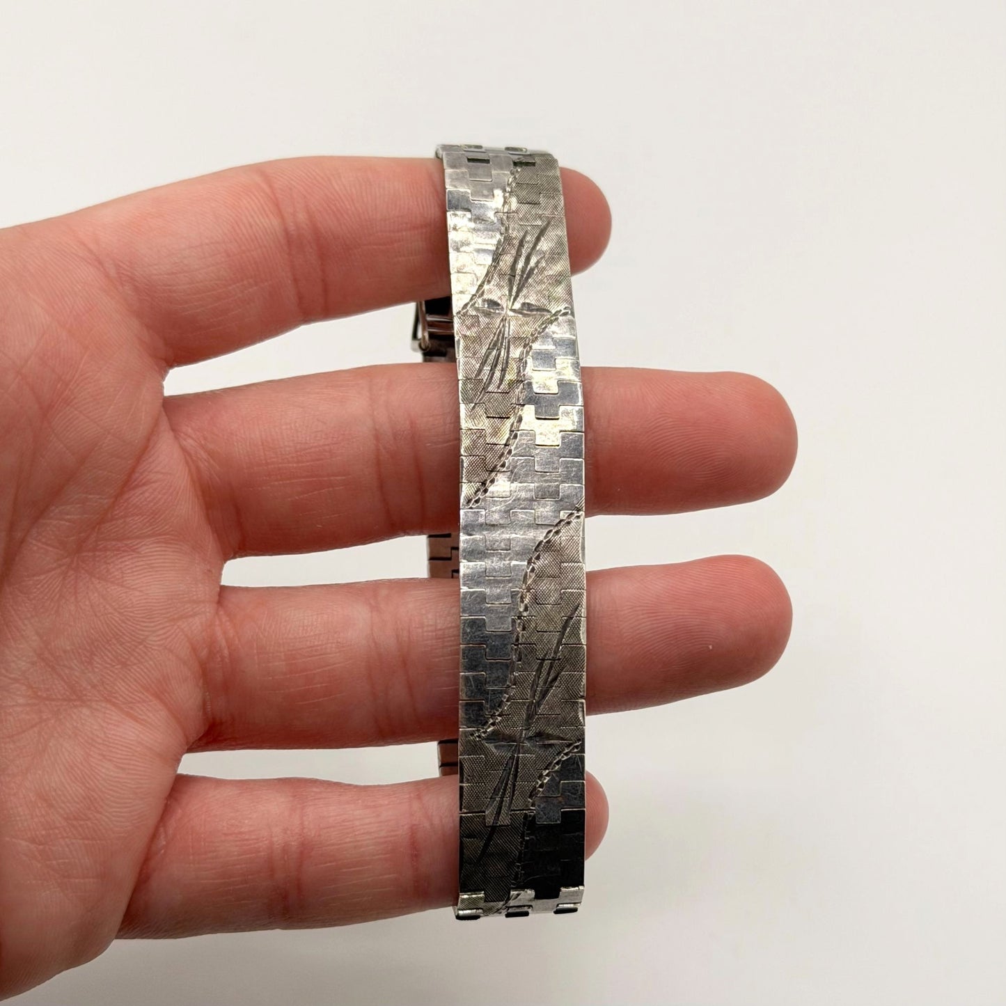 Vintage Sterling Silver Medium Floral Cuff Chain Bracelet