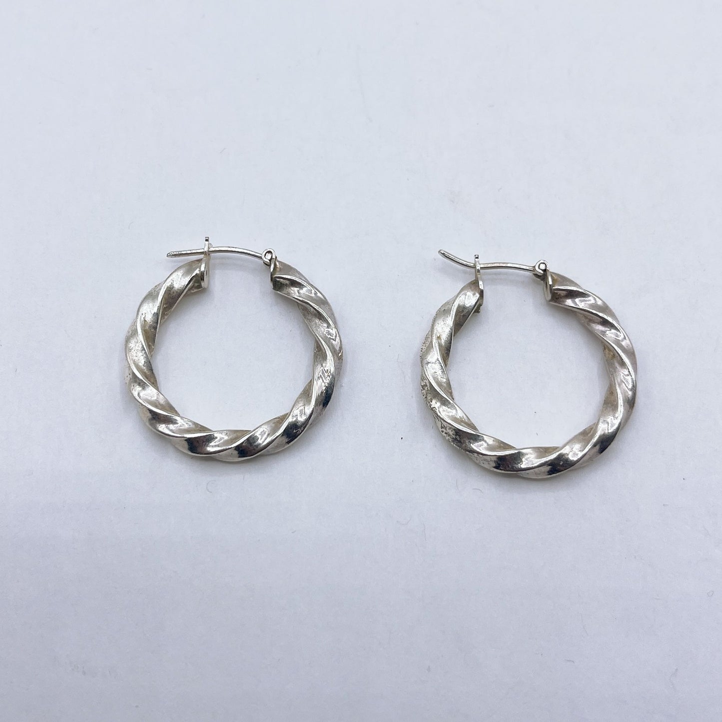 925 Sterling Silver Twisted Hoop Earrings Classic Elegant Design Medium