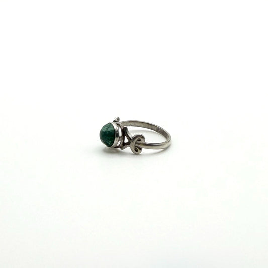 Vintage 875 Silver Ring With Green Gemstone Size 6.5