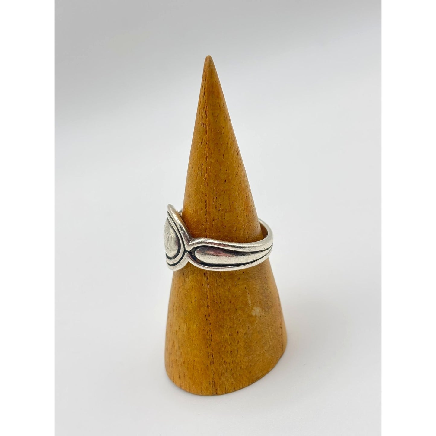 James Avery Retired Sterling Silver Oval Band Ring Size 9