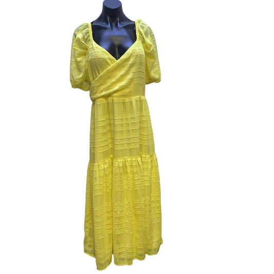 NWT Adelyn Rae Yellow Shortsleeve Tiered Dress Size Large
