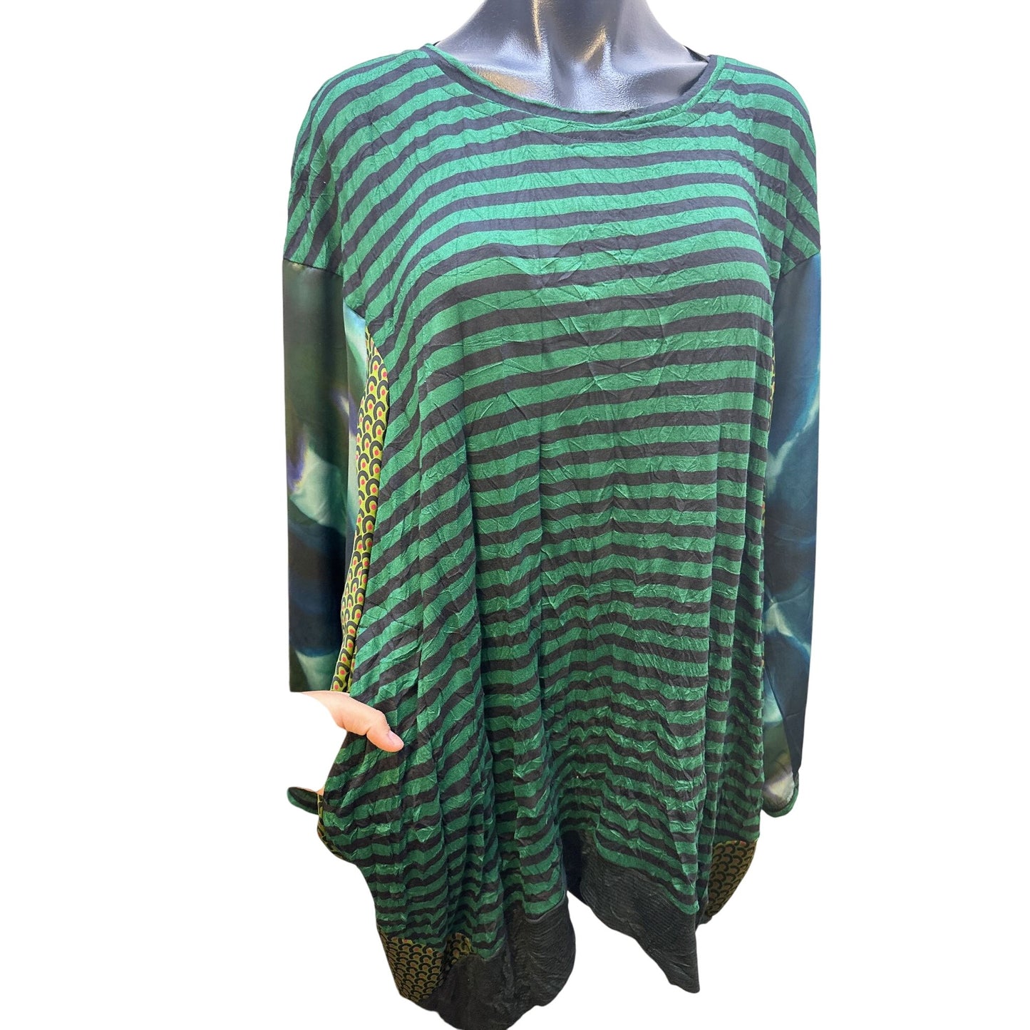 Alembika Green & Black Striped Tunic Top w/Print Sleeves Size L