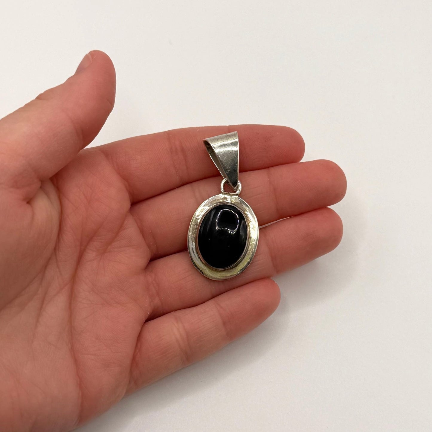 Vintage Mexican 925 Silver Pendant With Black Onyx Oval Stone