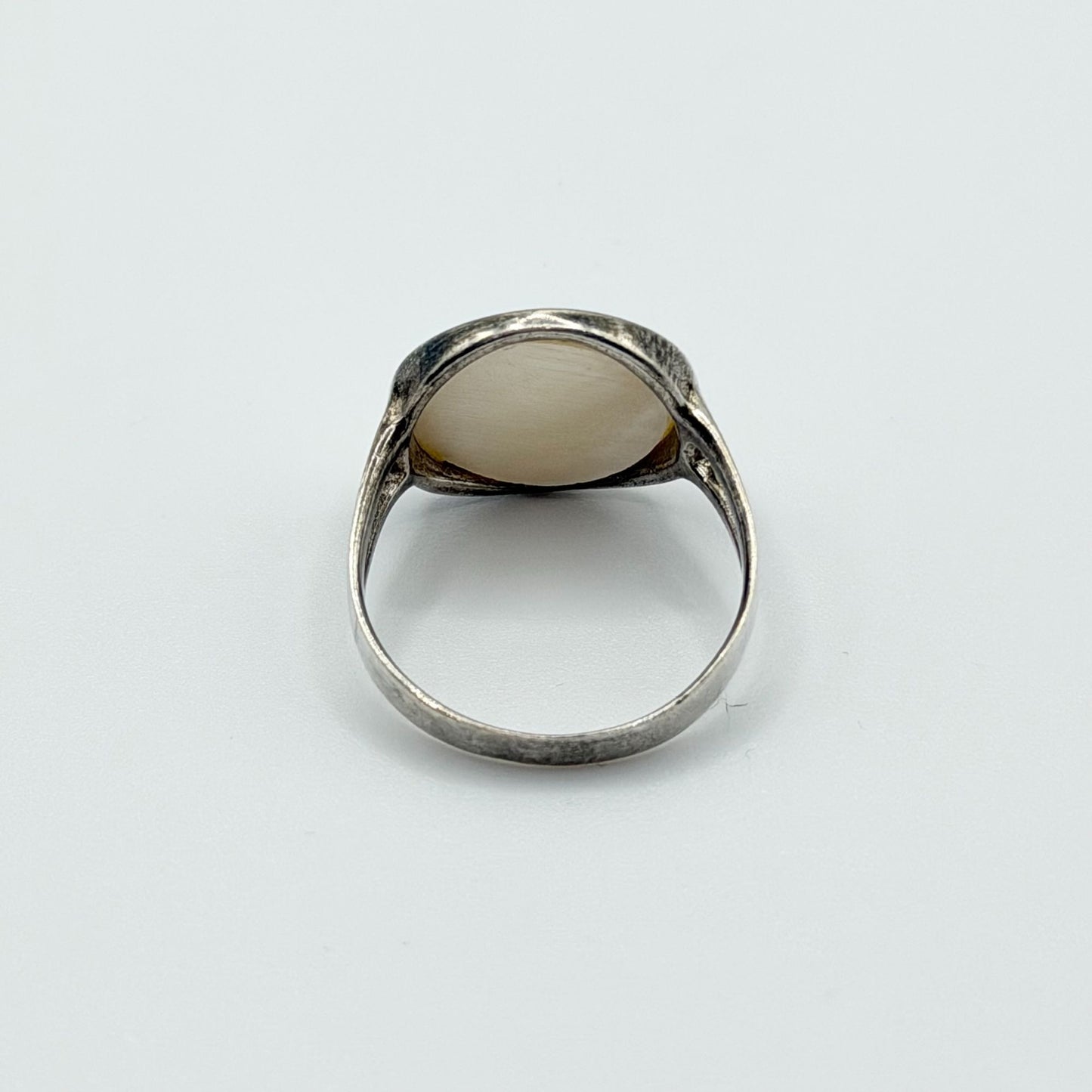 925 Sterling Silver Ring Round White Mother Of Pearl Size 9