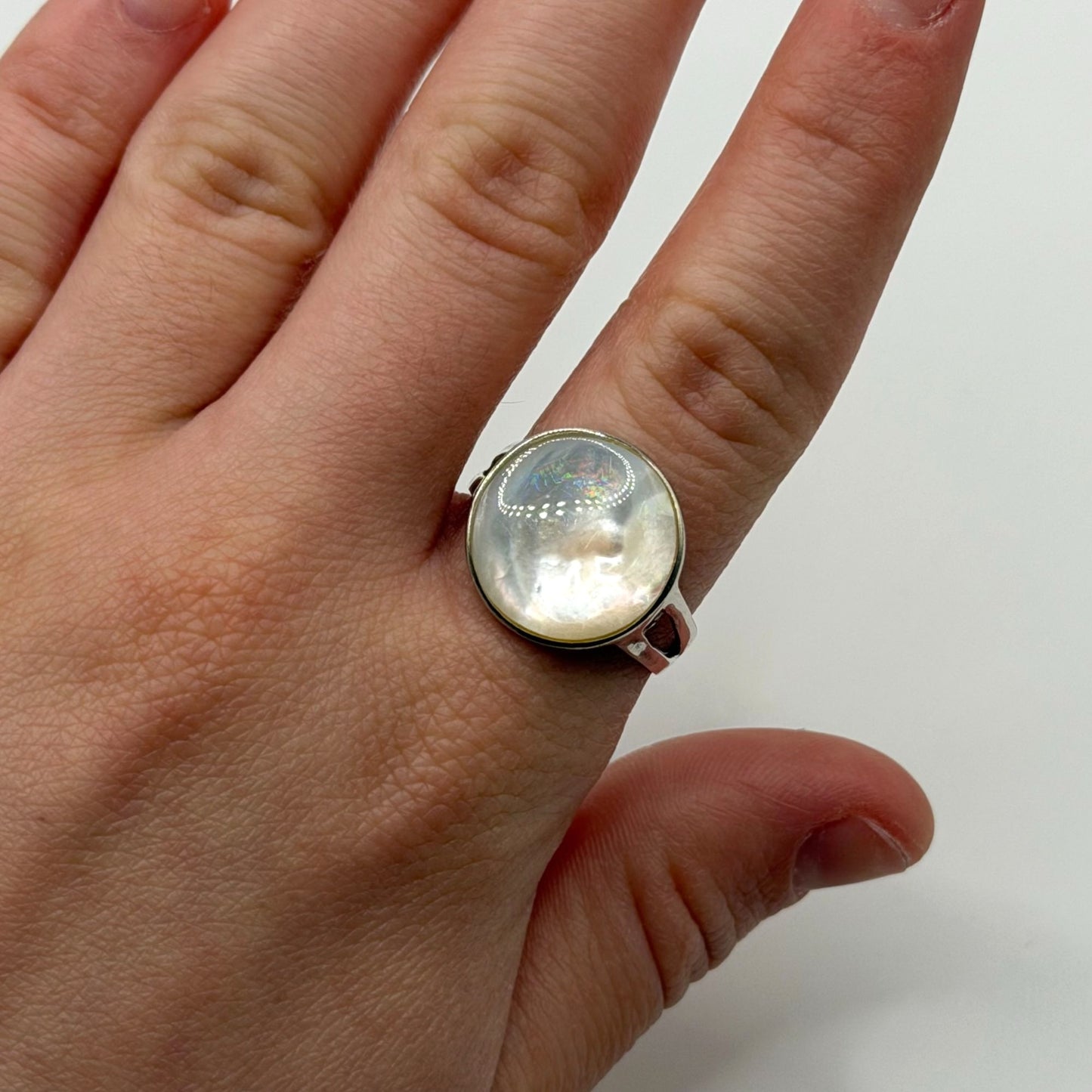 925 Sterling Silver Ring Round White Mother Of Pearl Size 9