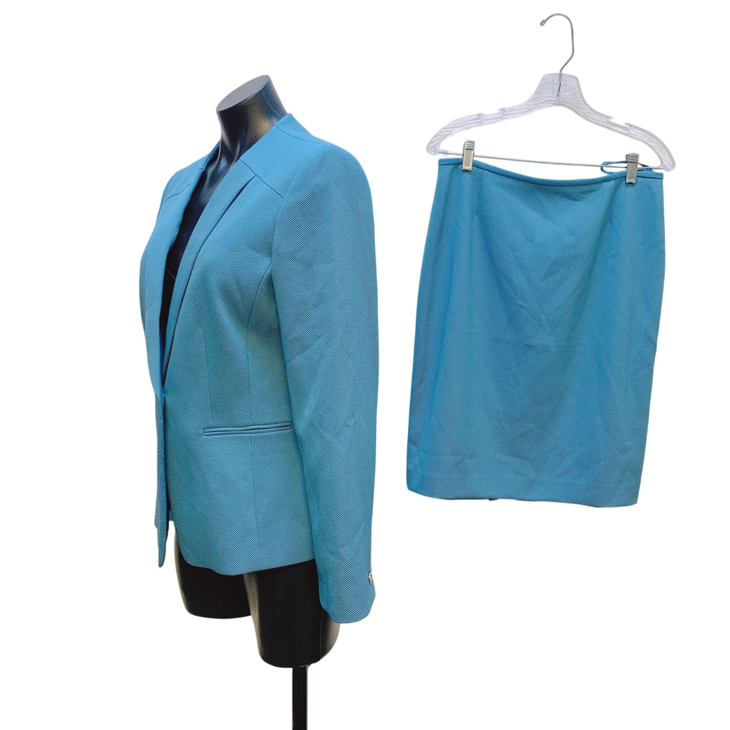 Tahari Blue Blazer & Skirt Suit Set Size 8