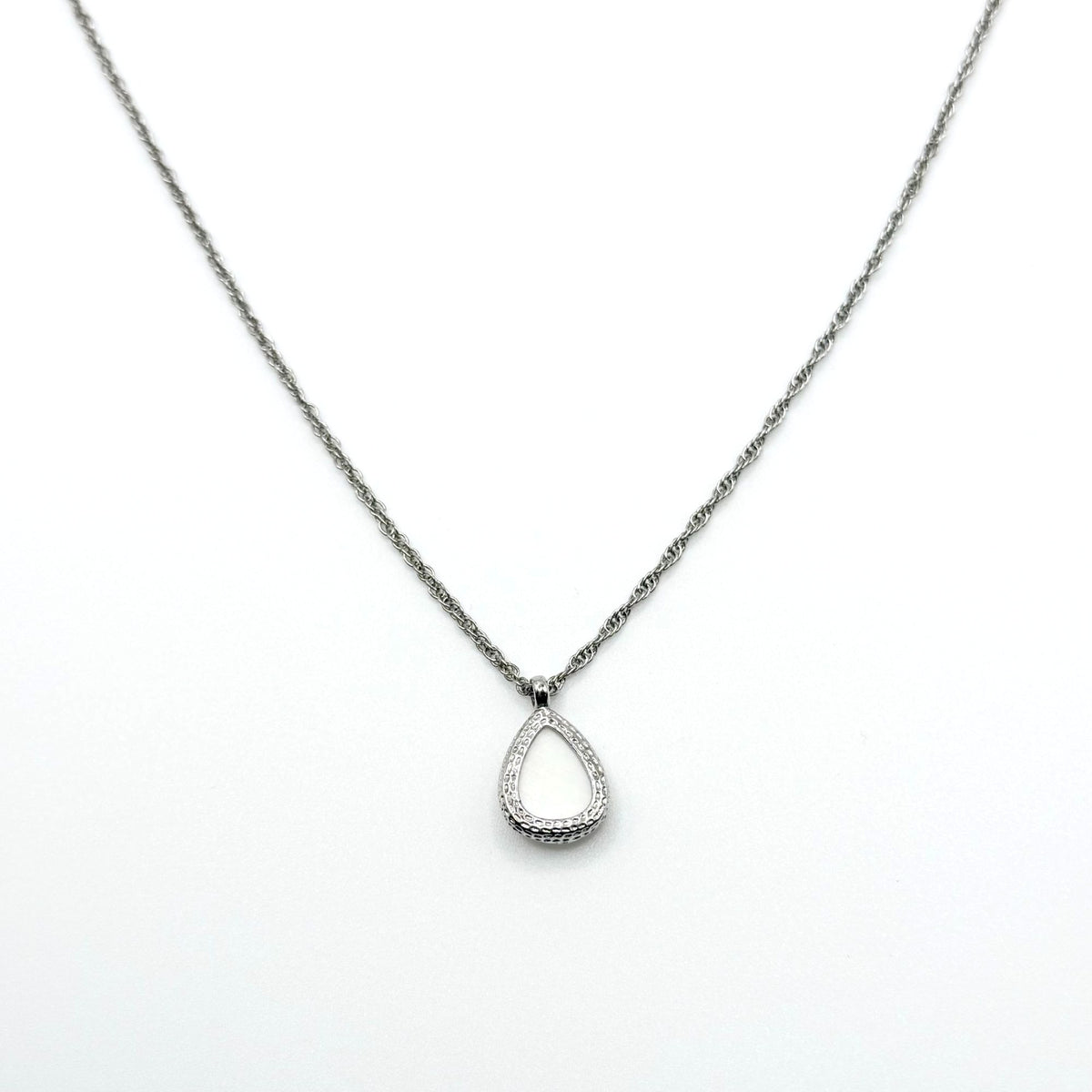 Kendra Scott White Tear Drop Pendant Silver-Tone Necklace