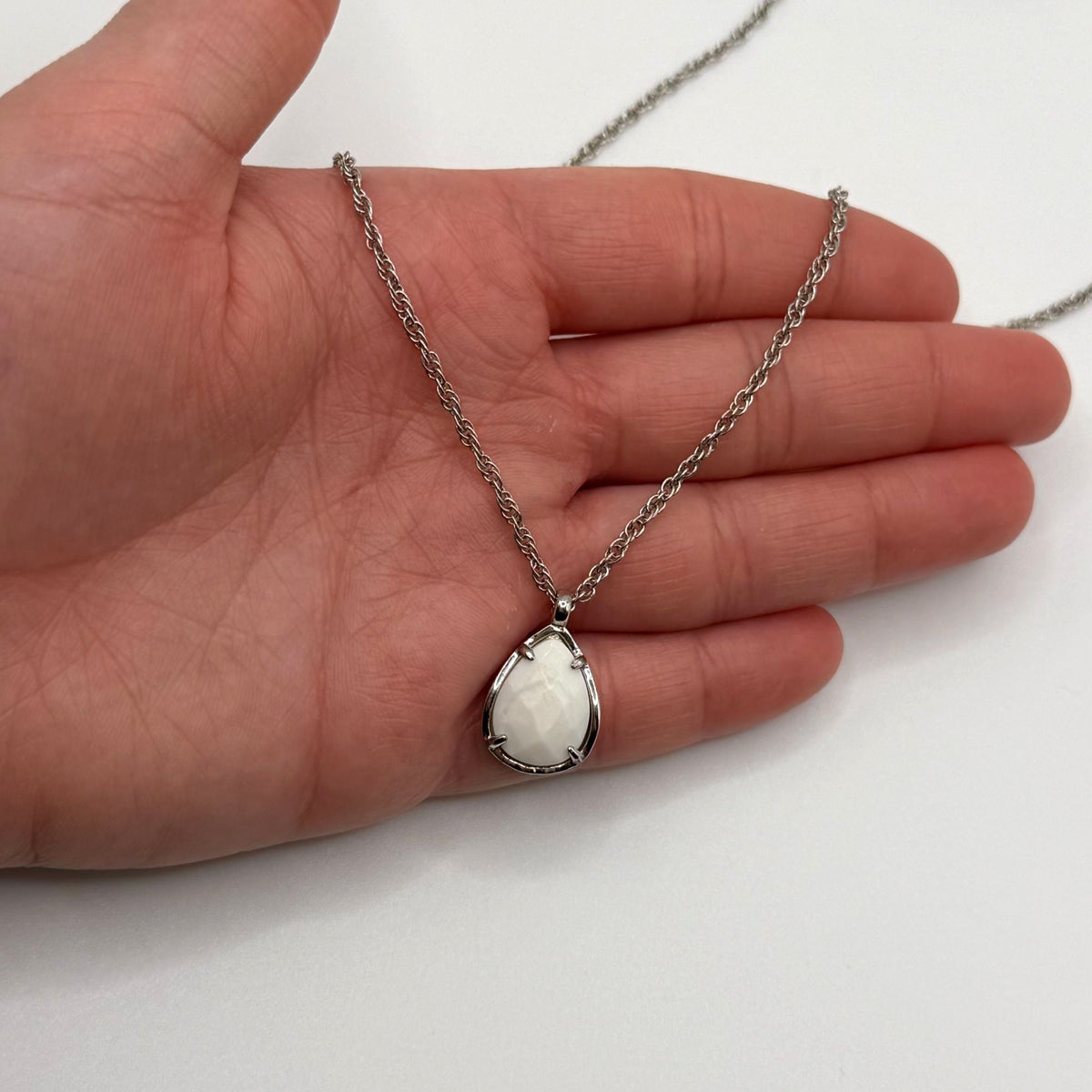 Kendra Scott White Tear Drop Pendant Silver-Tone Necklace