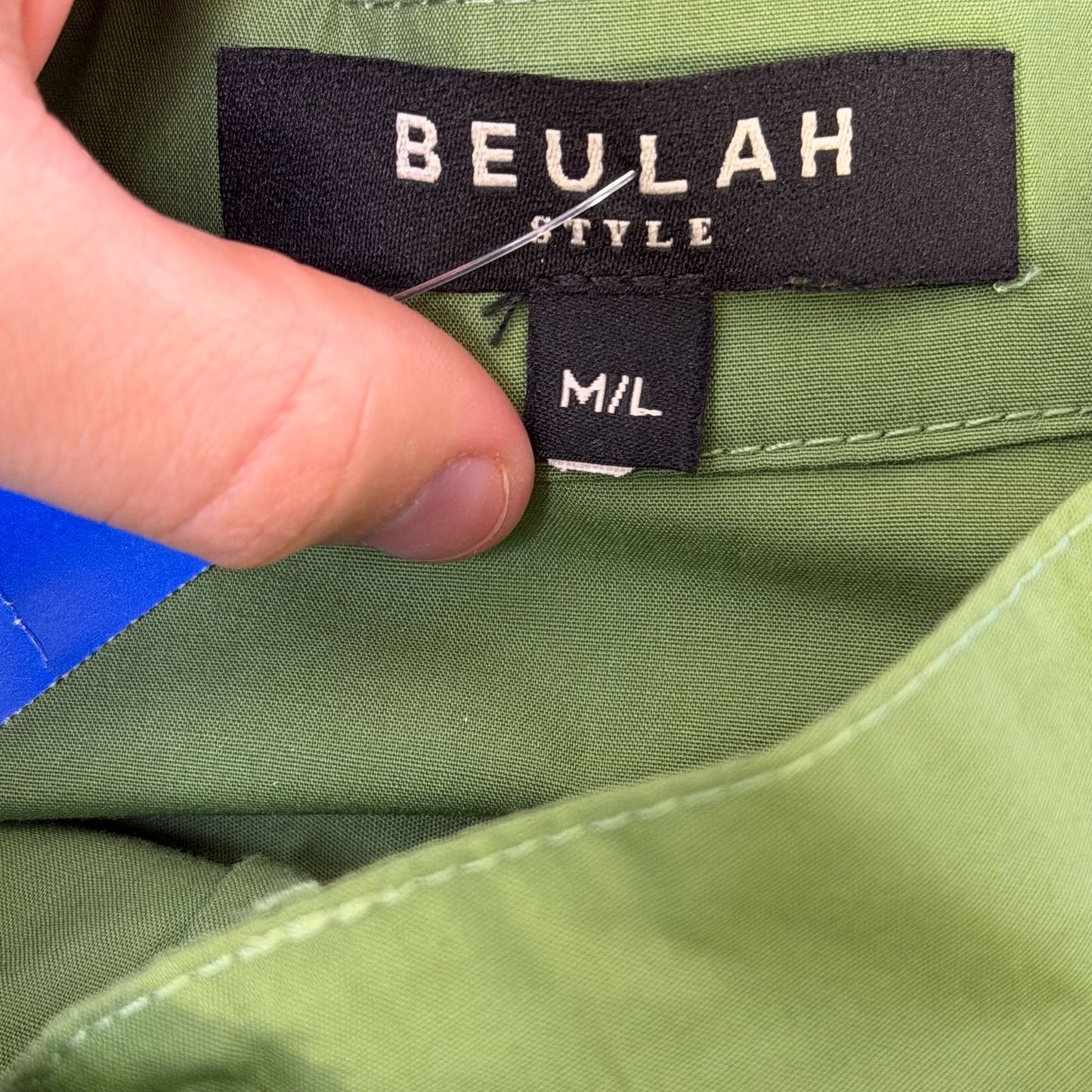 Beulah Style Ruffled Tunic Blouse Collar Green Button-Up M/L